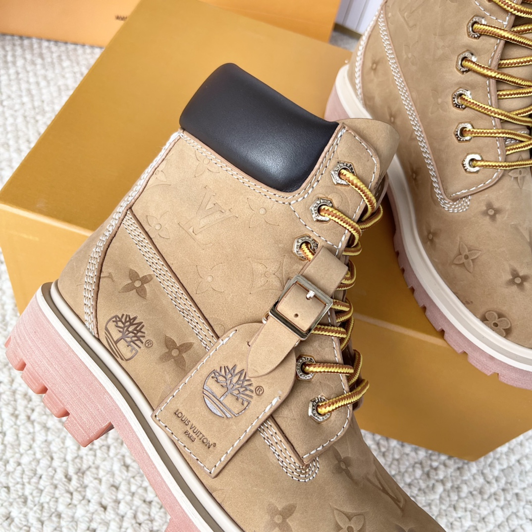 LV x Timberland 2024 Joint Series: Big Yellow Boots for Men and Women, Sizes 35-46. - 图片 7