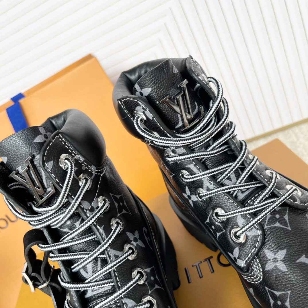 LV x Timberland 2024 Joint Series: Big Yellow Boots for Men and Women - 图片 7