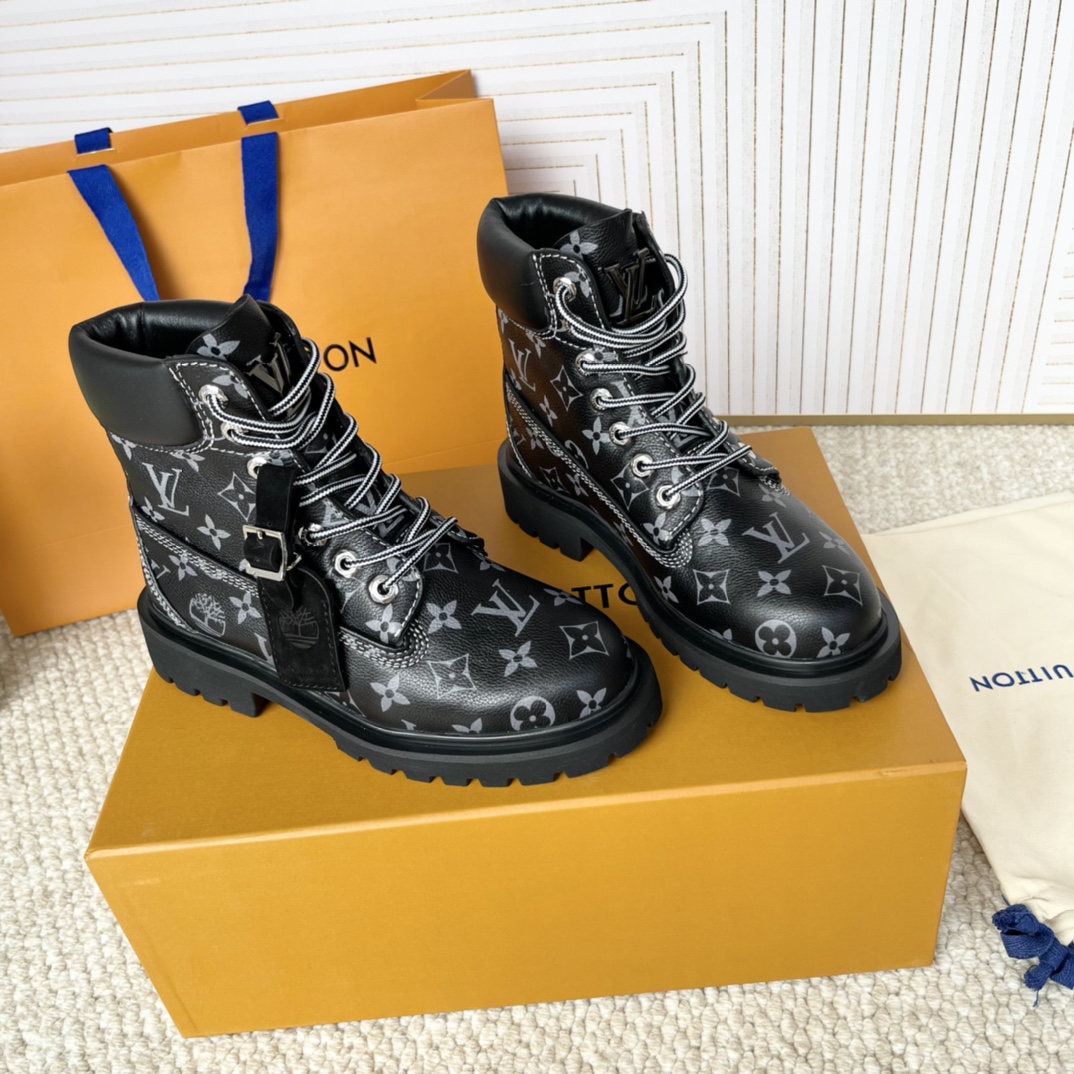 LV x Timberland 2024 Joint Series: Big Yellow Boots for Men and Women - 图片 4