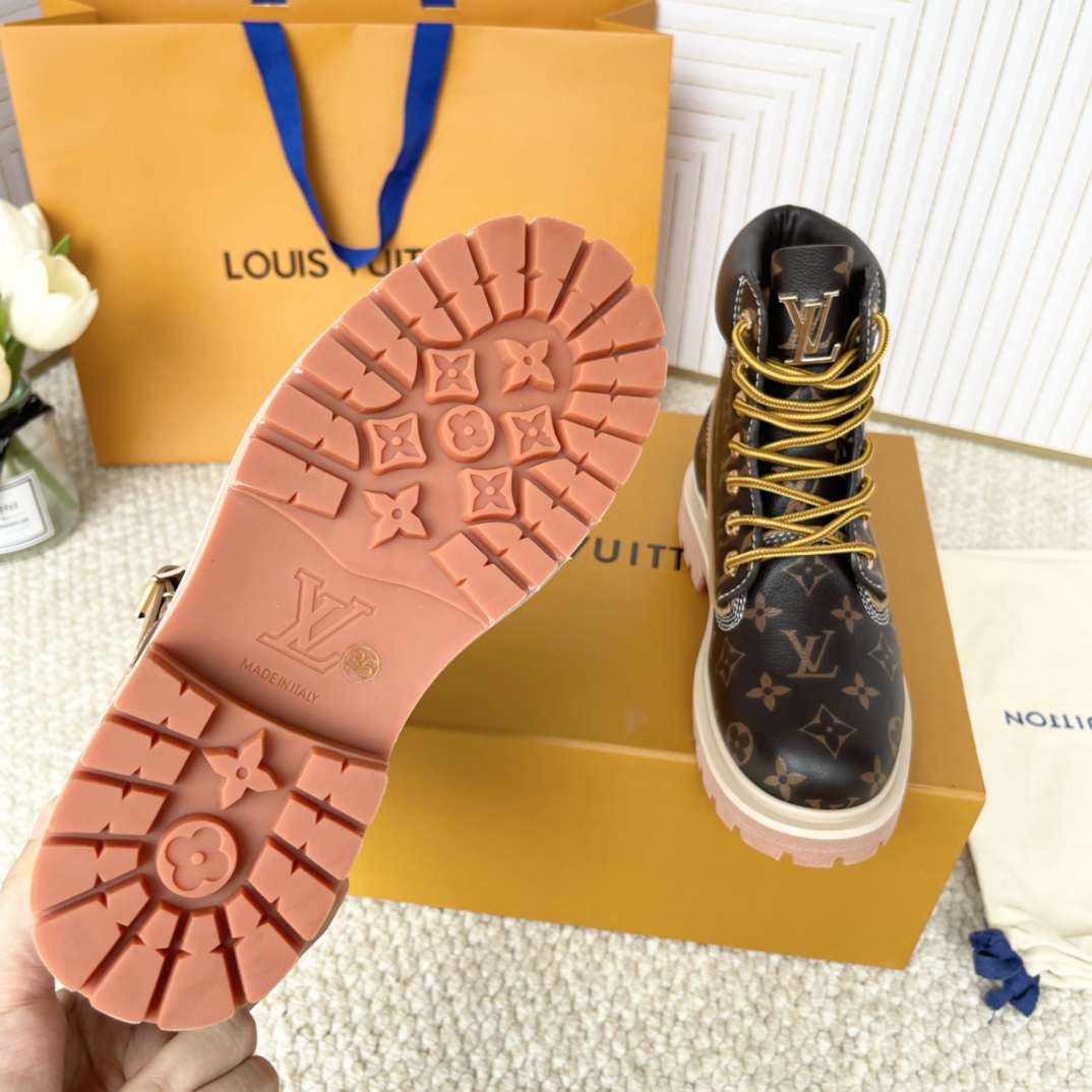 LV x Timberland 2024 Joint Series: Big Yellow Boots for Men and Women, Sizes 35-41 and 39-46 - 图片 8