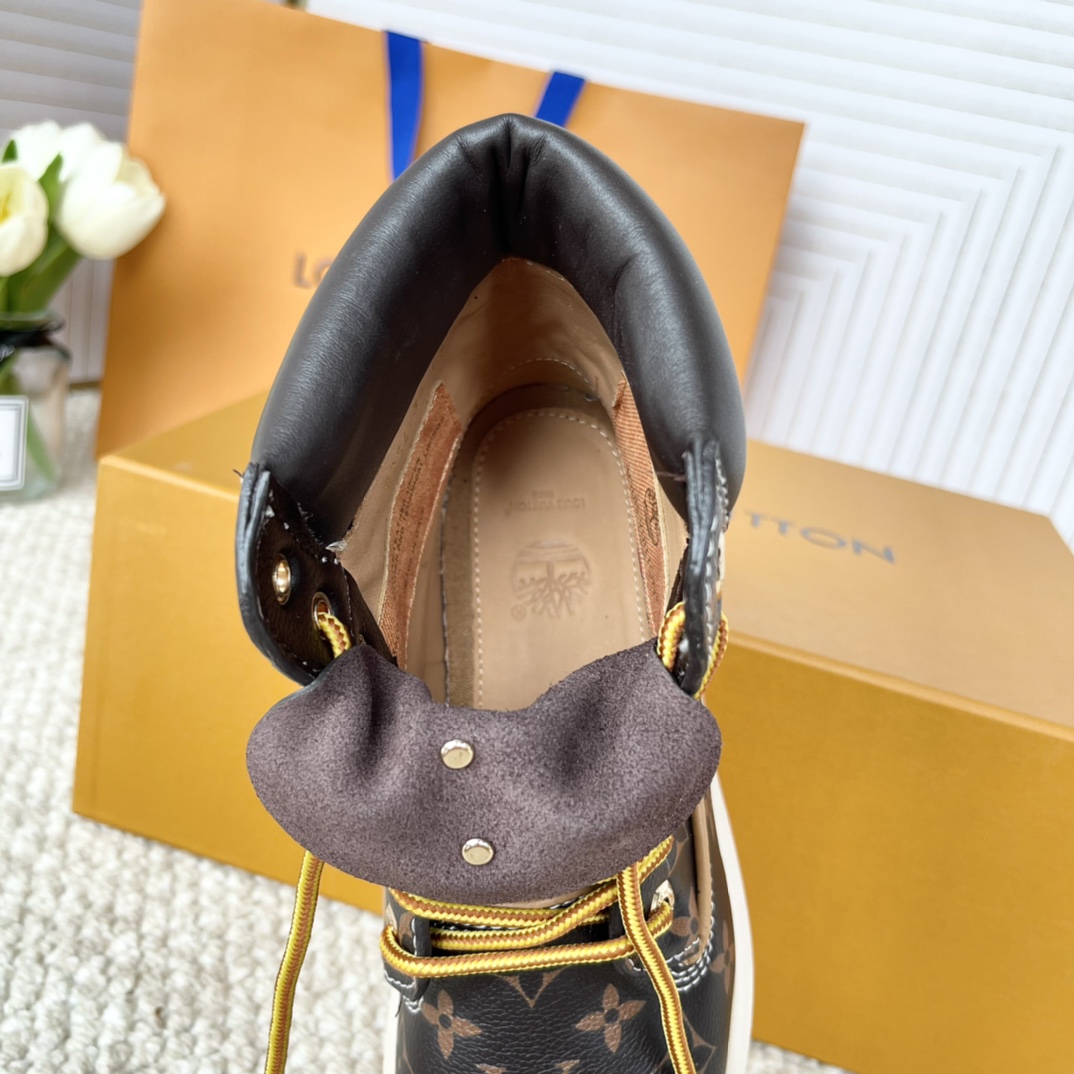 LV x Timberland 2024 Joint Series: Big Yellow Boots for Men and Women, Sizes 35-41 and 39-46 - 图片 9