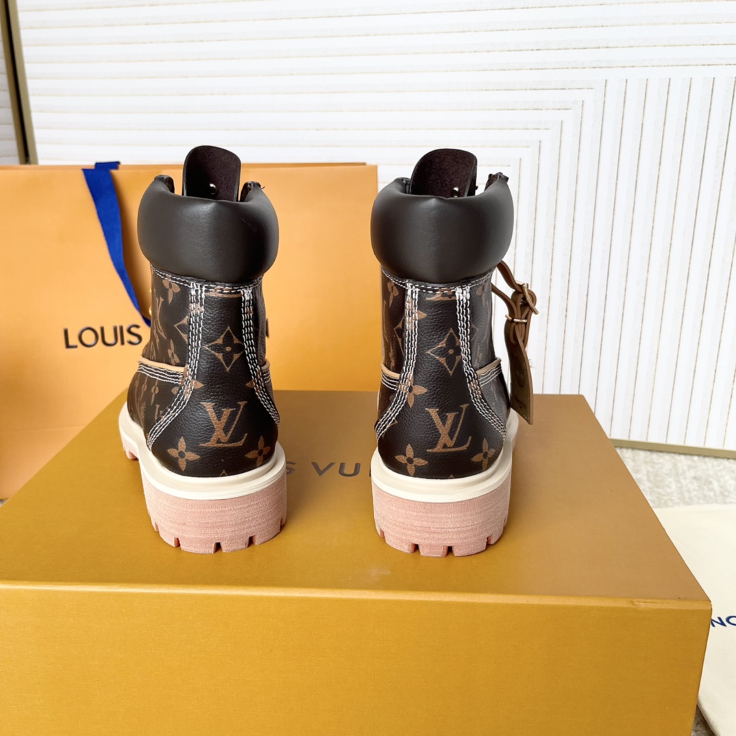 LV x Timberland 2024 Joint Series: Big Yellow Boots for Men and Women, Sizes 35-41 and 39-46 - 图片 3
