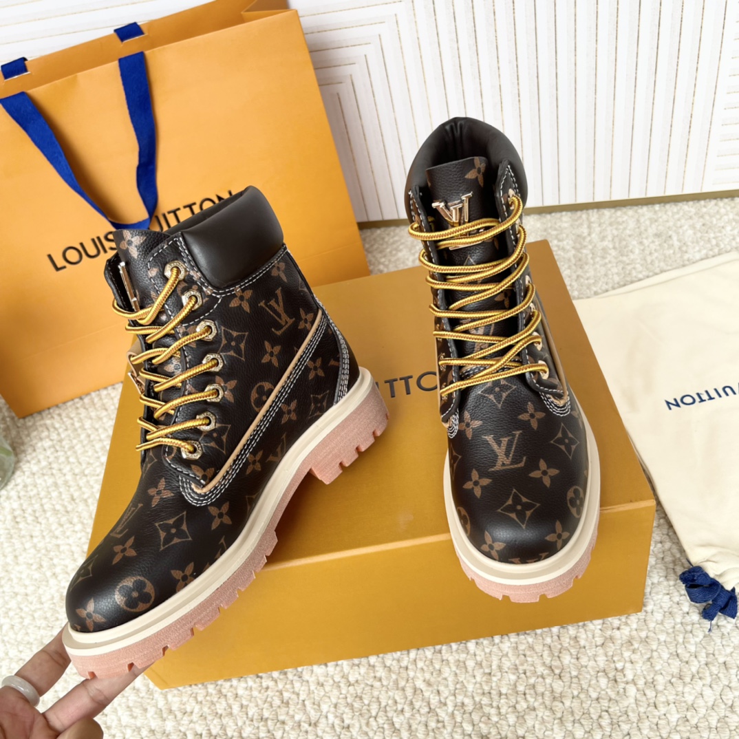 LV x Timberland 2024 Joint Series: Big Yellow Boots for Men and Women, Sizes 35-41 and 39-46 - 图片 5