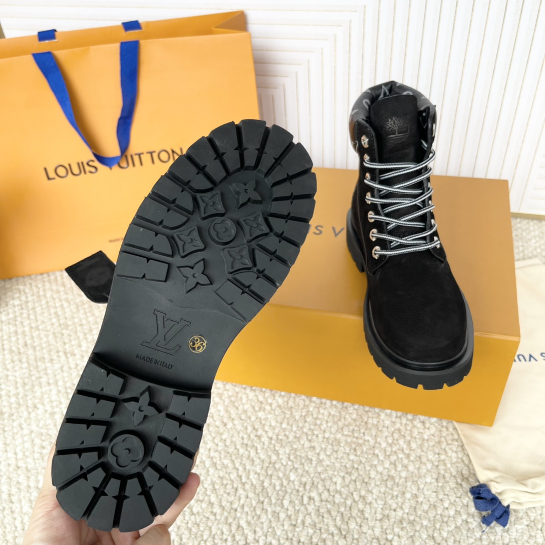 LV x Timberland 2024 Joint Series: Big Yellow Boots for Men and Women - 图片 9