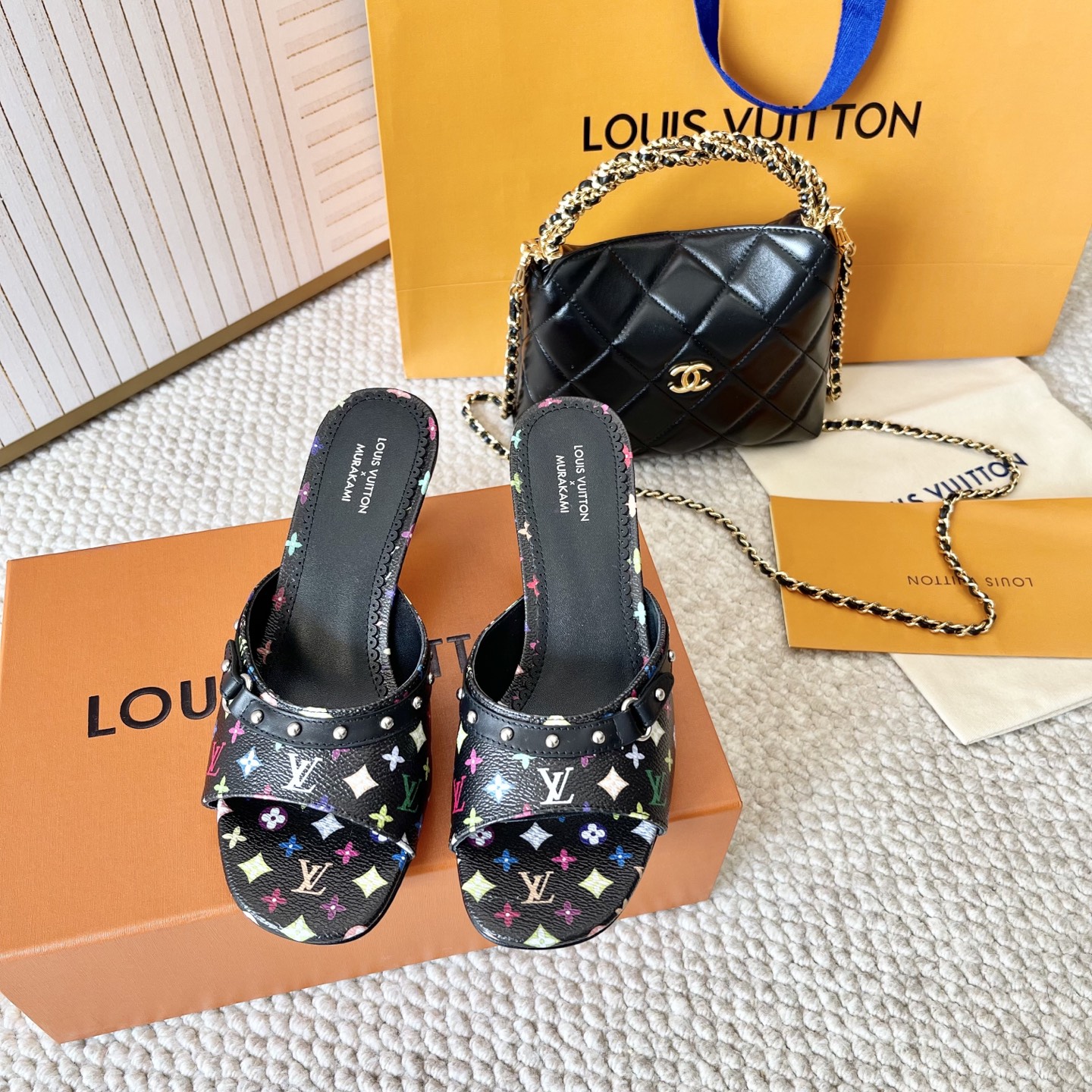 LOUIS VUITTON сандалі простыя і стыльныя — топ-версія