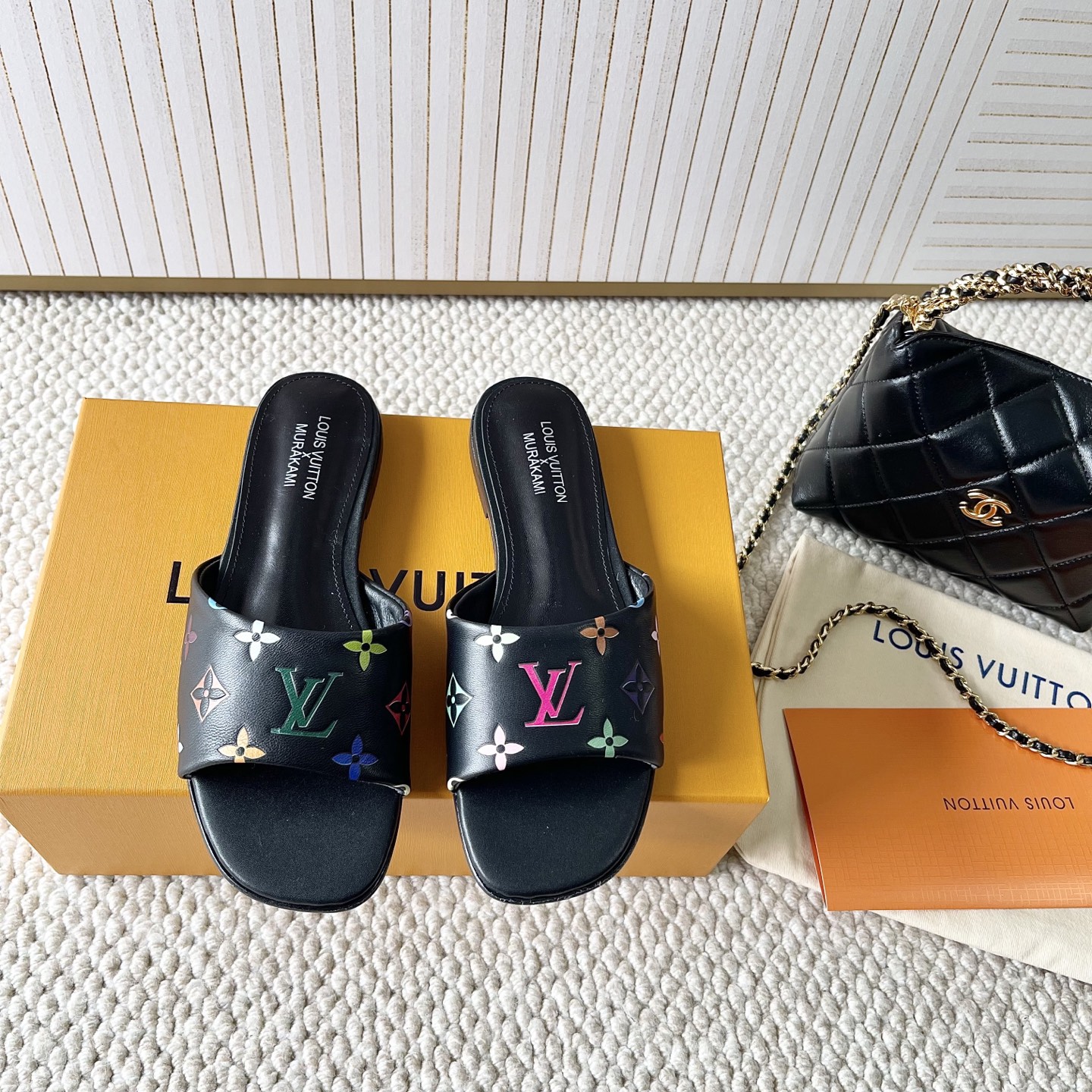 LOUIS VUITTON  рэльефны каляровы друк шлёпанцы модныя і камфортныя-топ версія