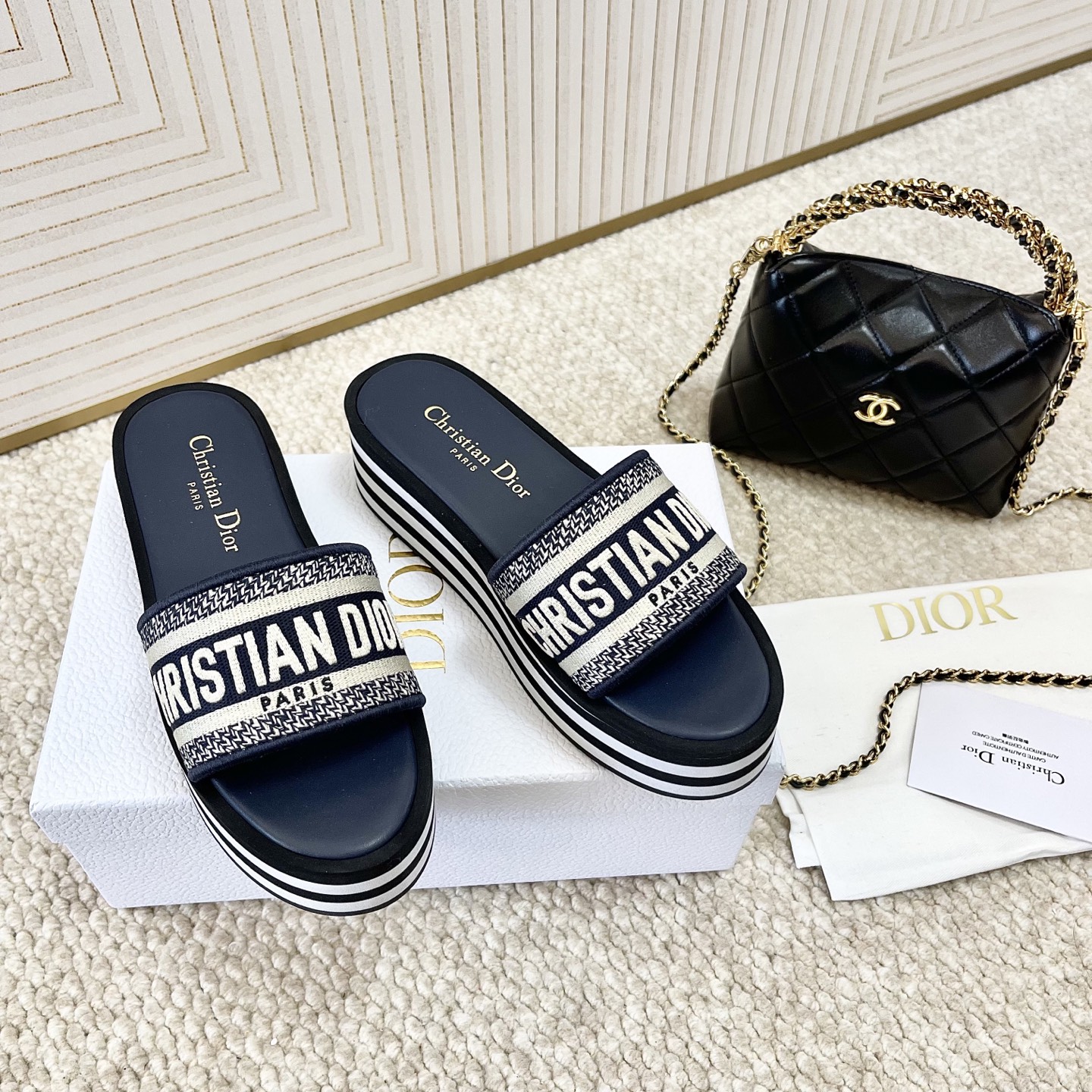 NO:232374,Dio*r New Year Spring and Summer Dway thick-soled slings CD letter electric embroidered thick-soled sandals Heel height about 5cm Size 35-39 Custom made 40.41, slippers, dior, dior, sandals, slippers19860909Dio*r迪奥年春夏新品 Dway厚底松糕凉拖鞋 CD字母电绣厚底凉鞋 跟高约5cm左右 尺码35-39订做40.41,拖鞋,dior,dior,sandals,slippers,Women's Shoes