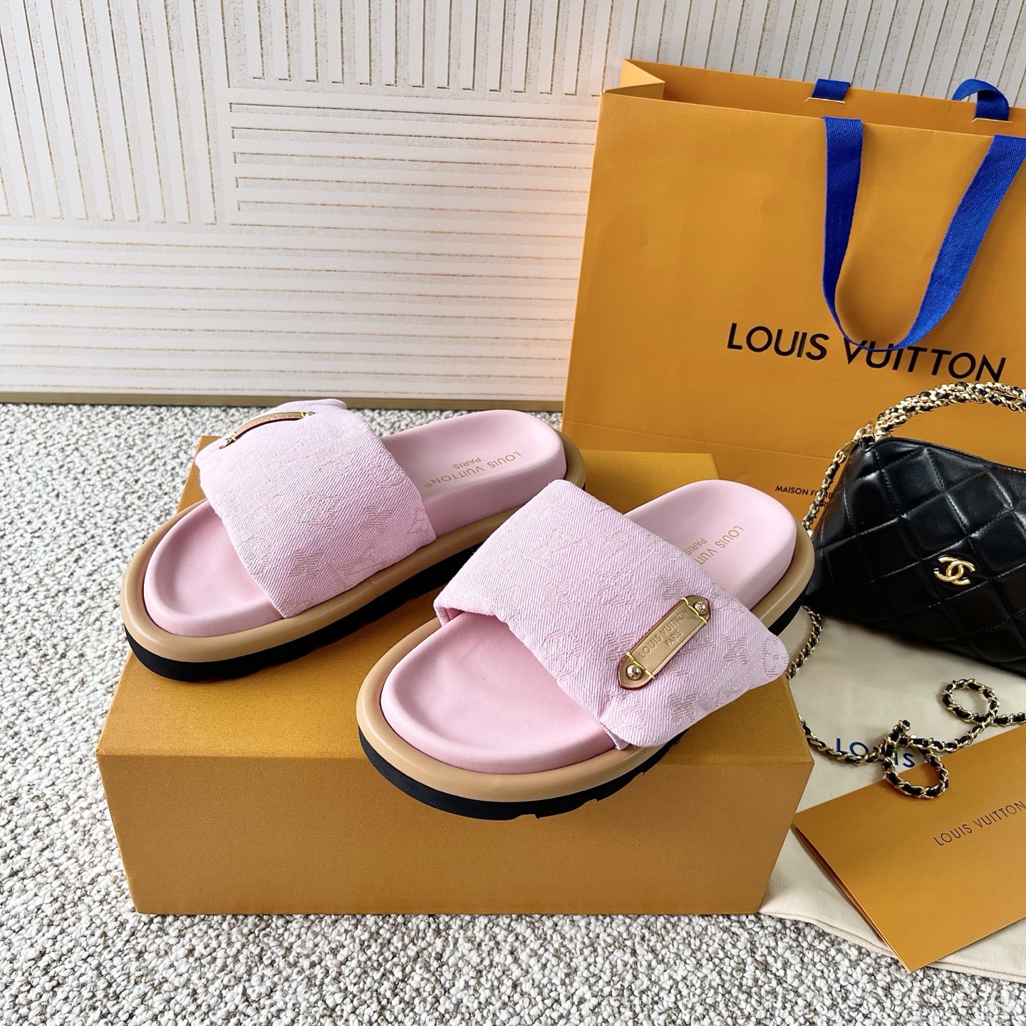 LOUIS VUITTON пуховая сандалия с липучкой, легкая и мягкая, удобная - топовая версия