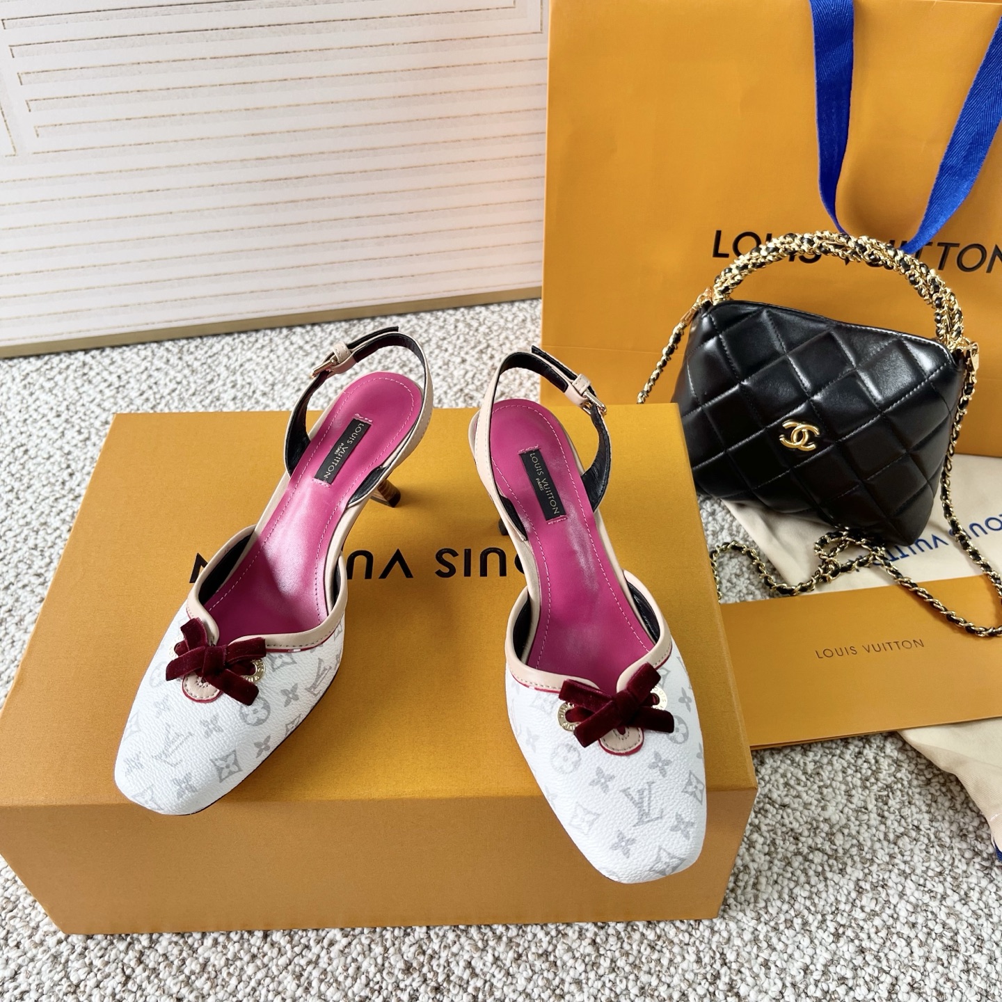 LOUIS VUITTON 샌들 심플하고 스타일리시한 - 최상위 버전