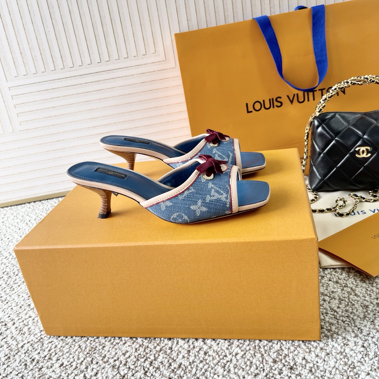 LOUIS VUITTON 샌들 심플하고 세련된 - 최상위 버전