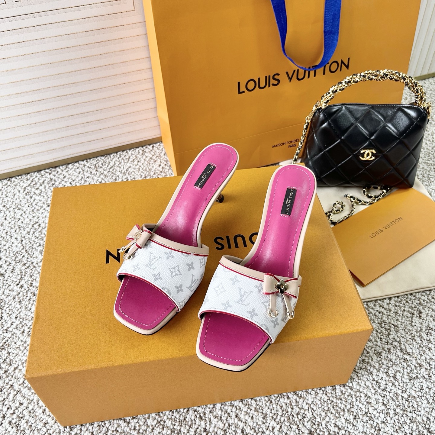 LOUIS VUITTON 샌들 심플하고 스타일리시한 - 최상위 버전