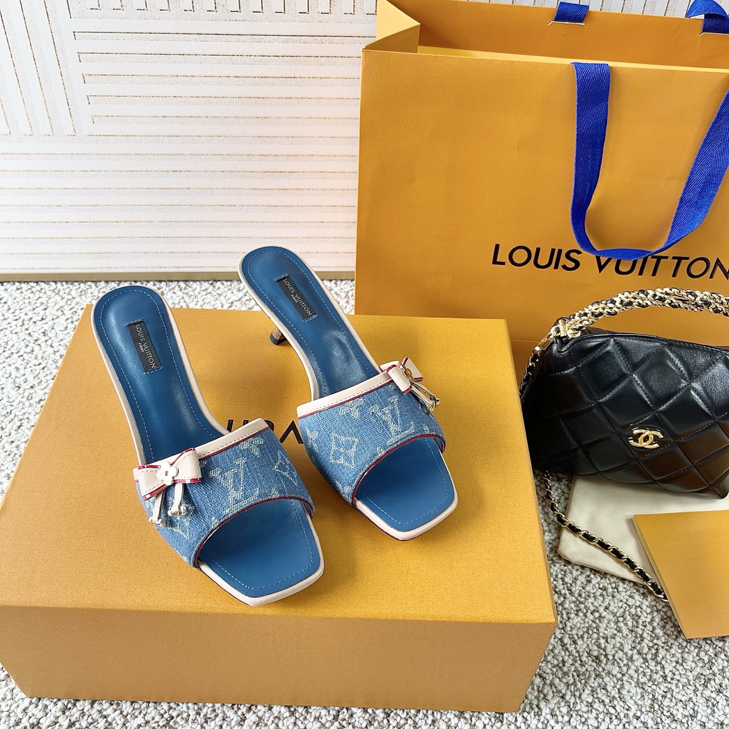 LOUIS VUITTON 샌들 심플하고 세련된 - 최상위 버전