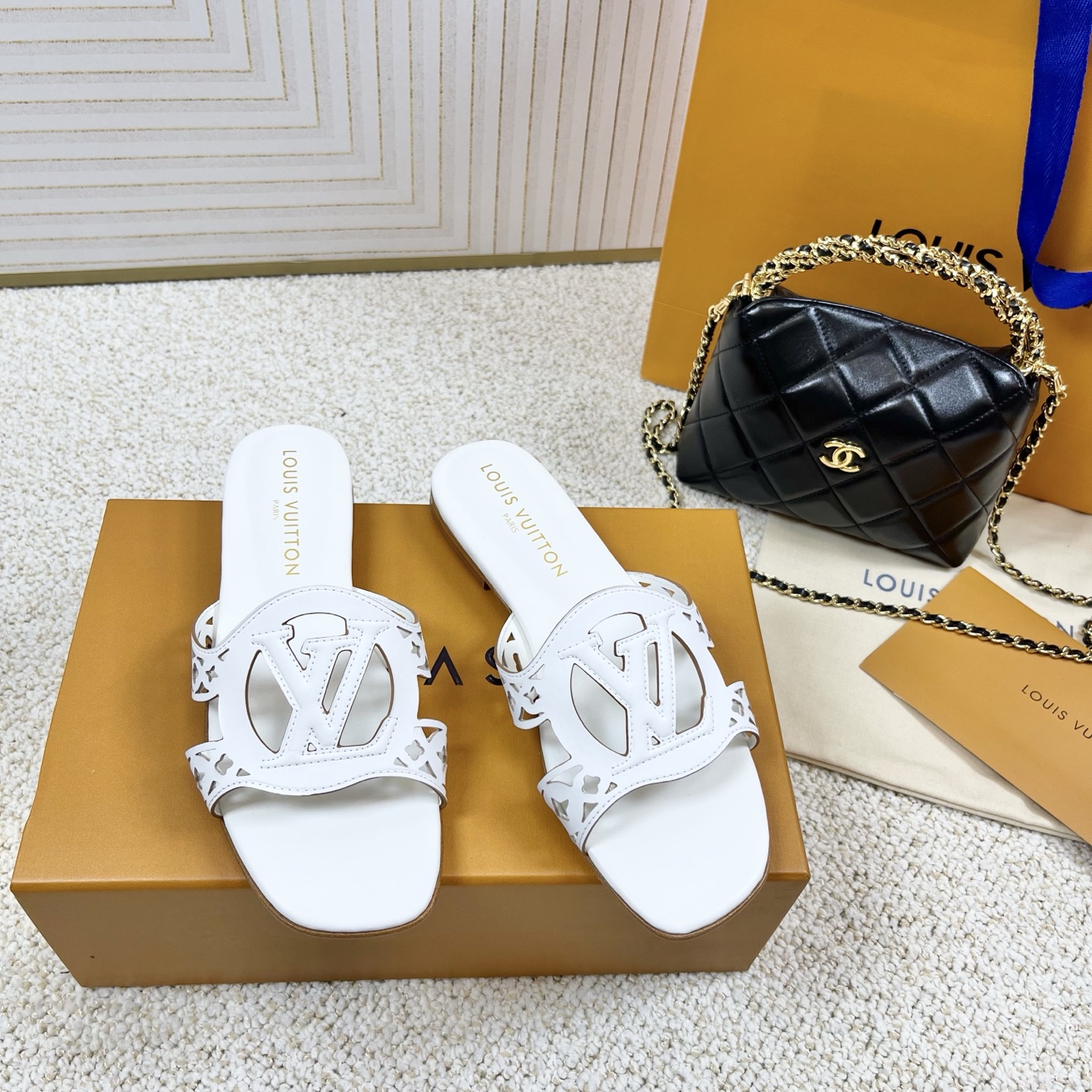 LOUIS VUITTON  ажурныя шлёпанцы модныя і камфортныя — топ-версія