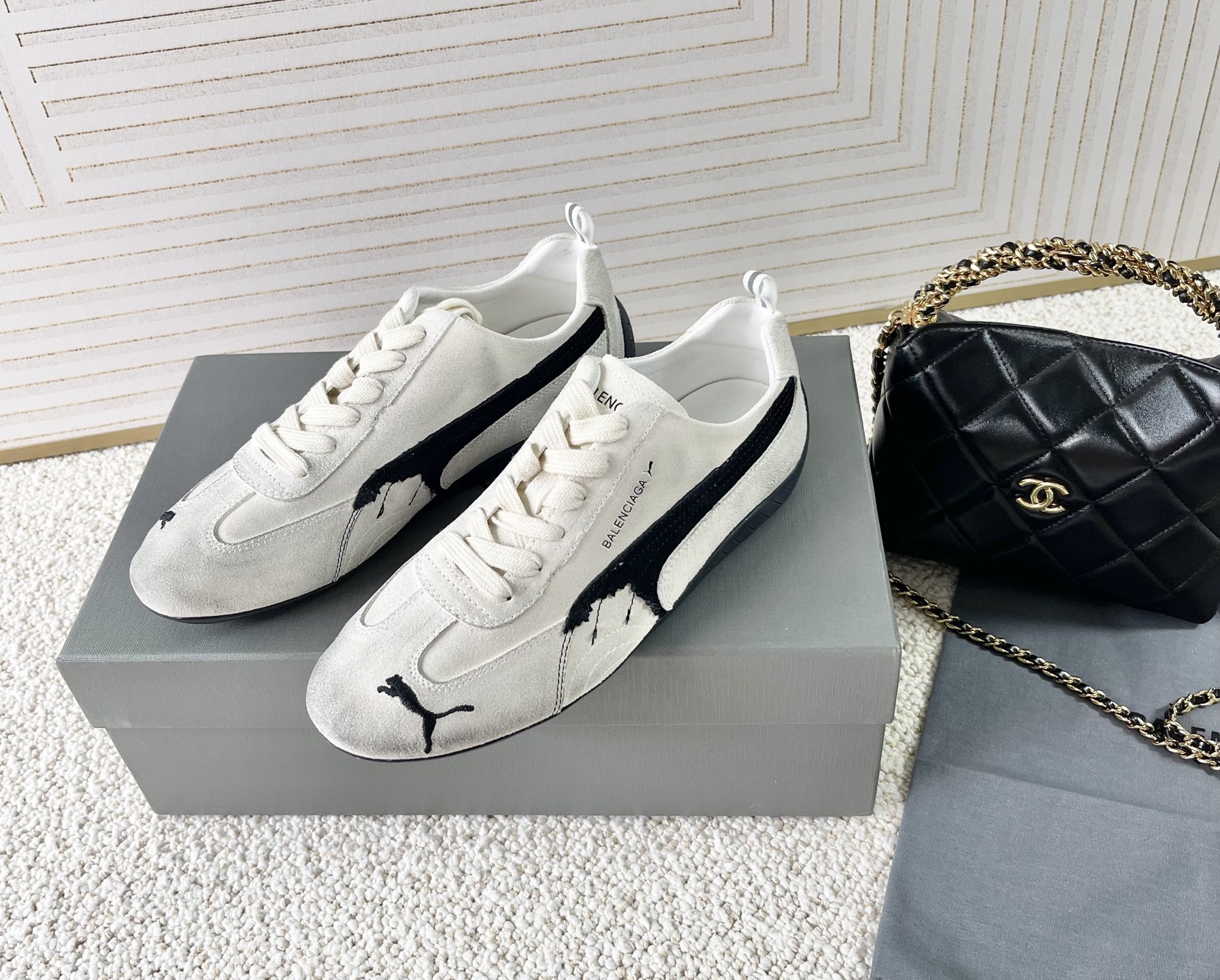 “Balenciaga Paris x Puma 2025 Shoe Collection: Pre-order Sizes 35-39, 40 Available”