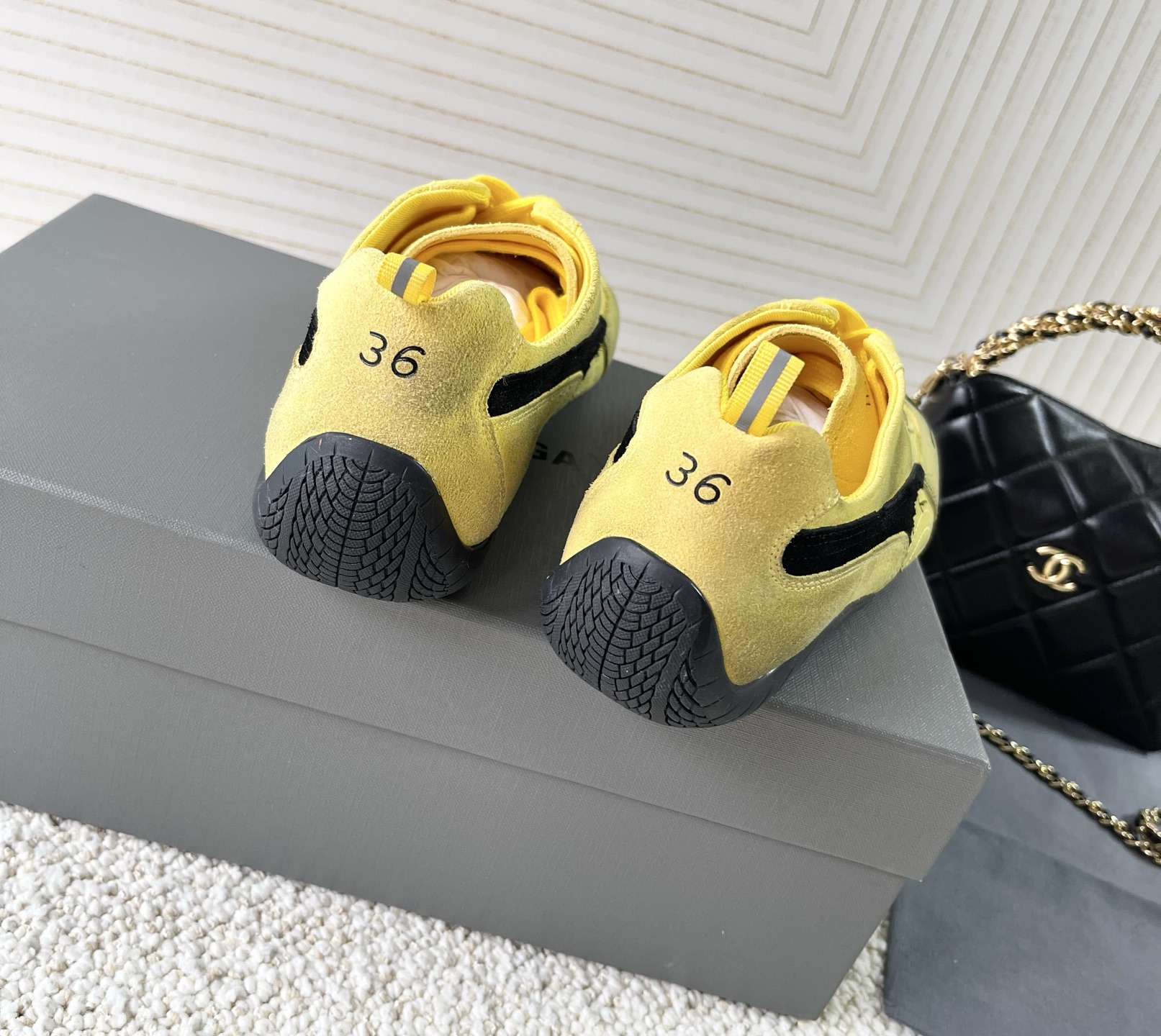 “Balenciaga x Puma Collaboration: 675 New Racing and Leisure Shoes Released in 2025” - 图片 3