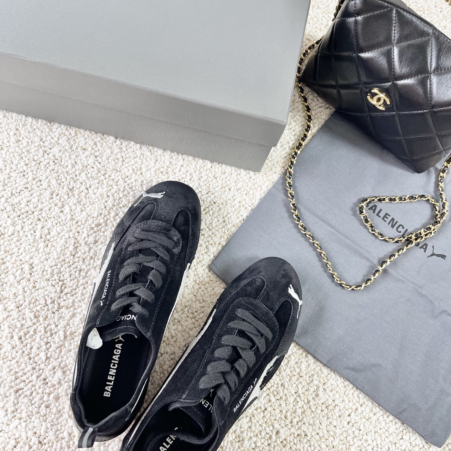 “Balenciaga Paris X Puma Collaboration: 2025 Car Racing and Leisure Shoe Collection” - 图片 5
