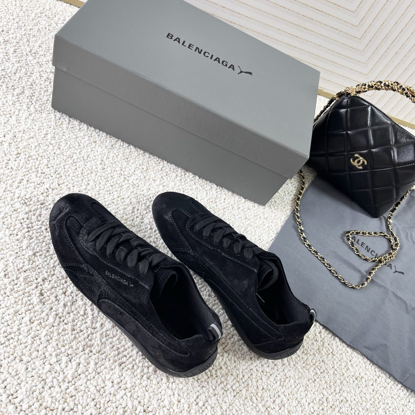 “Balenciaga Paris X Puma 2025 Car Racing & Leisure Shoe Collection Launch” - 图片 4