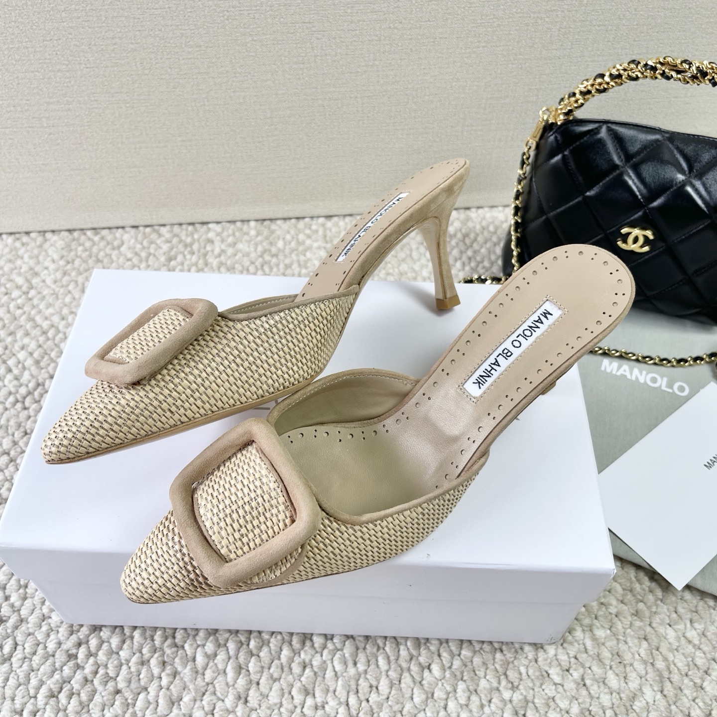 Italian Import Sheep Skin Footwear by Manolo Blahnik: Latest Collection Summary - 图片 5