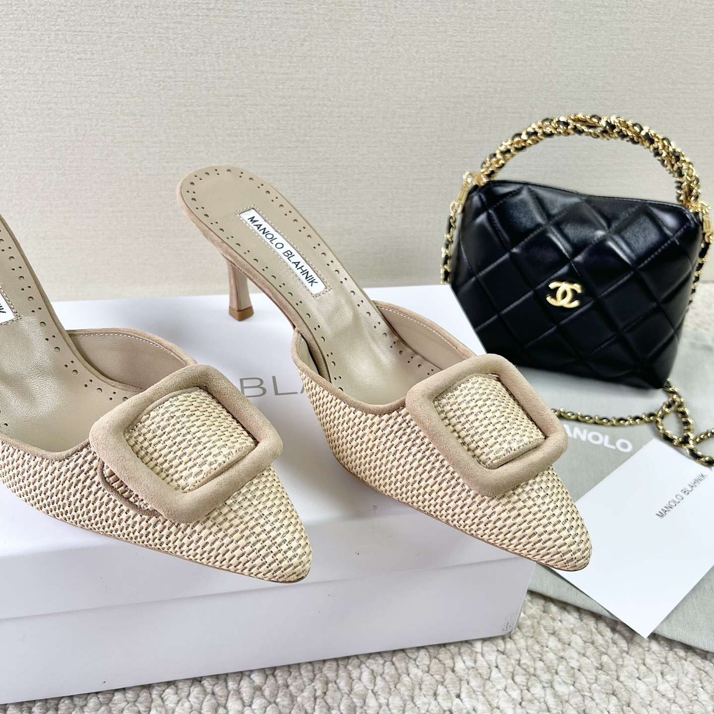Italian Import Sheep Skin Footwear by Manolo Blahnik: Latest Collection Summary - 图片 3