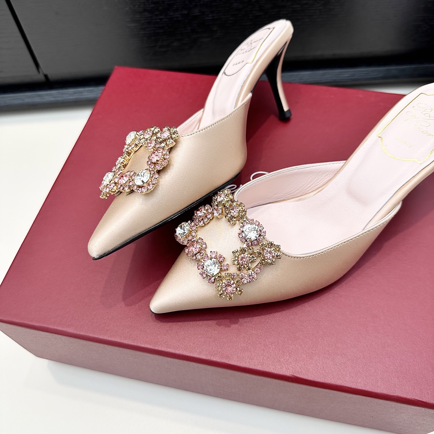 Luxurious Efflorescence Muller Silk Shoes for Important Events - 图片 6