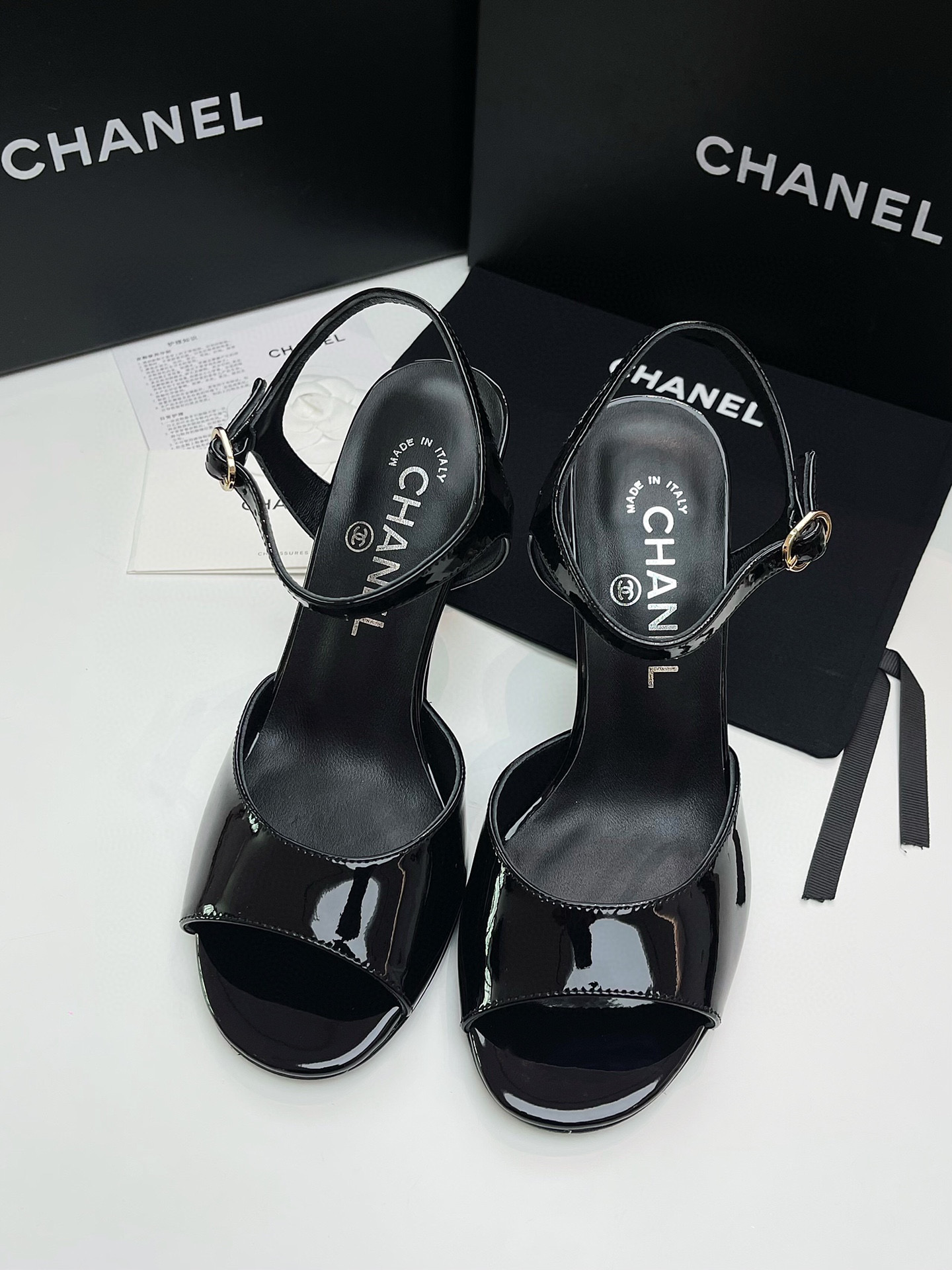 NO:465172,Purchase version Chanel new style Xiaoxiangjia pearl heel fish mouth high heel sandals Heel height 8.5CM Size 35-39 (40 and 41 custom made without return or replacement), sandals, chanel, chanel, chanel, sandals19860909代购版 Chanel香奈儿新款 小香家珍珠跟鱼嘴高跟凉鞋 跟高8.5CM 码数35-39（40、41定做不退不换）,凉鞋,chanel,chanel,chanel,sandals,Women's Shoes