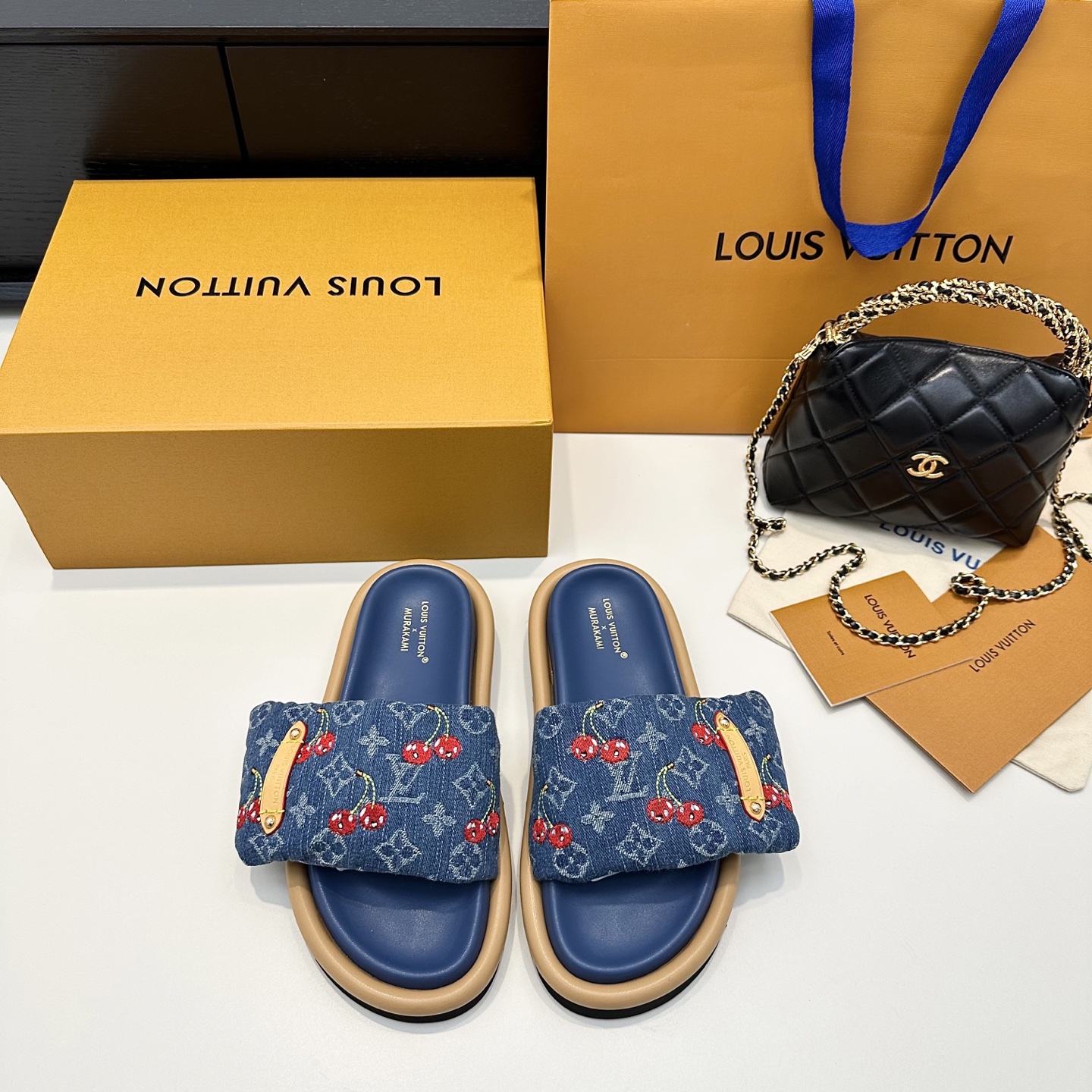 LOUIS VUITTON ユニセックスサンダル シンプルでスタイリッシュ-ハイグレードバージョン