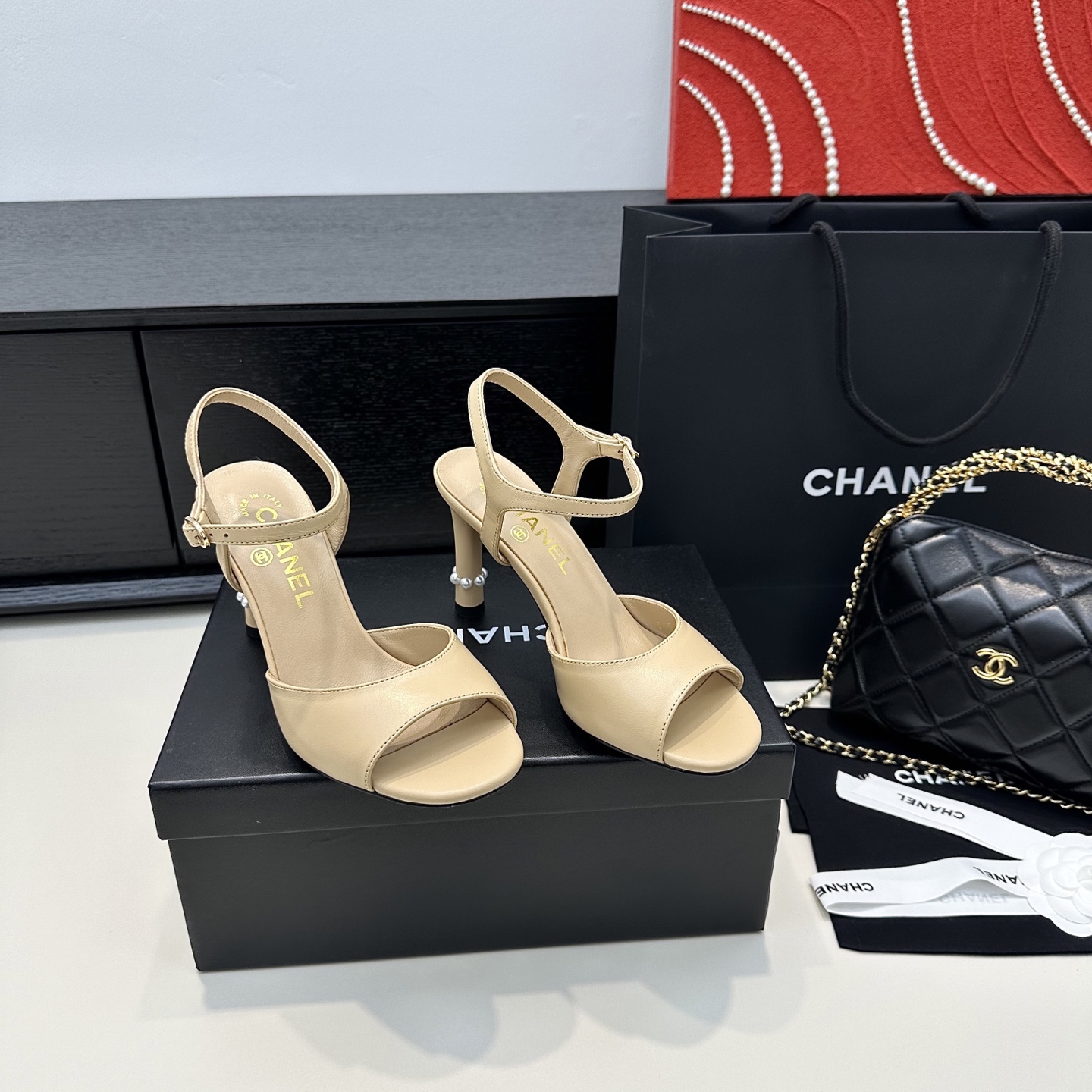 NO:465188,Purchase version Chanel new style Xiaoxiangjia pearl heel fish mouth high heel sandals Heel height 8.5CM Size 35-39 (40 and 41 custom made without return or replacement), sandals, chanel, chanel, chanel, sandals19860909代购版 Chanel香奈儿新款 小香家珍珠跟鱼嘴高跟凉鞋 跟高8.5CM 码数35-39（40、41定做不退不换）,凉鞋,chanel,chanel,chanel,sandals,Women's Shoes