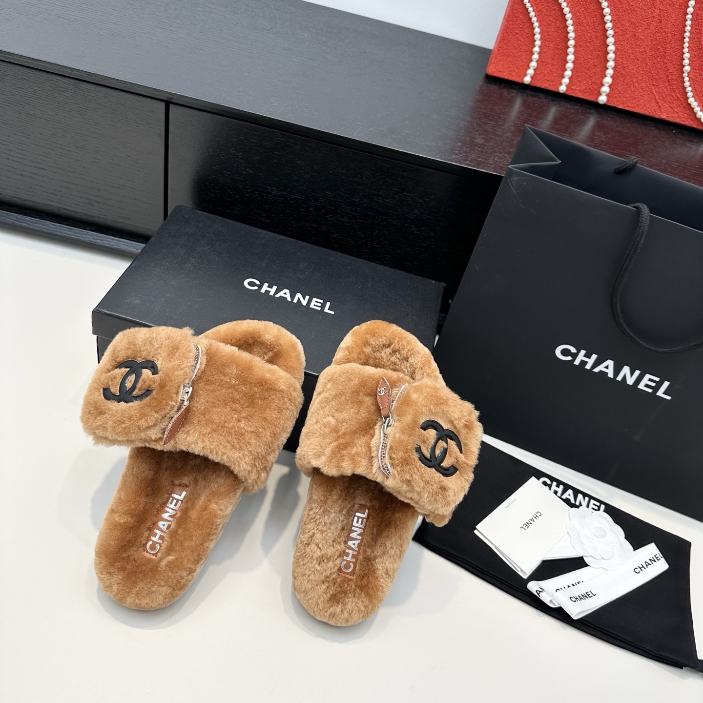 Chanel Chanel 25 años nuevas pantuflas de lana con monedero Xiaoxiangjia, talla normal: 35-41