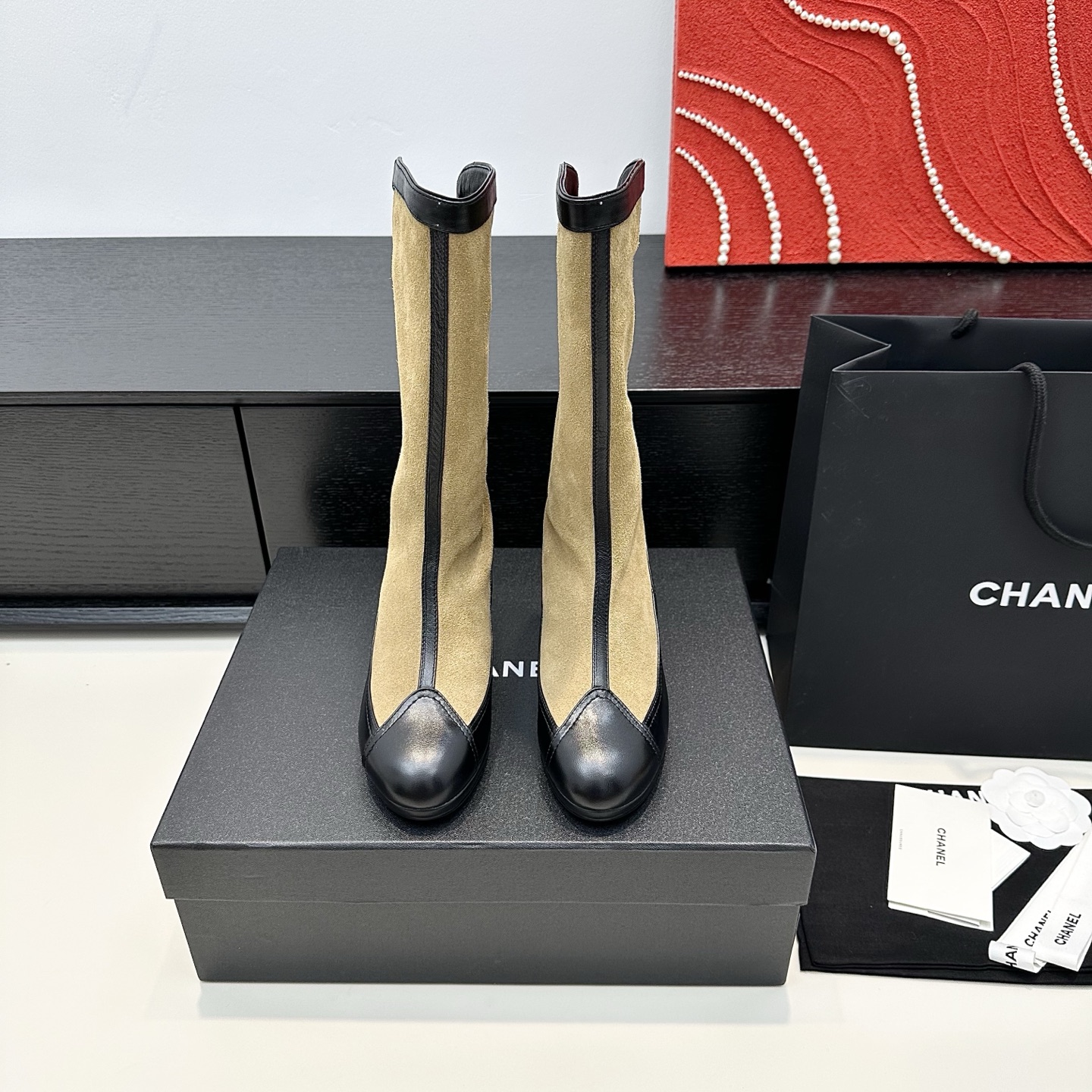Chanel Chanel, el nuevo modelo número 25 de otoño e invierno, Xiaoxiangjia, botas largas de ante y cuero 🔚Parte superi…