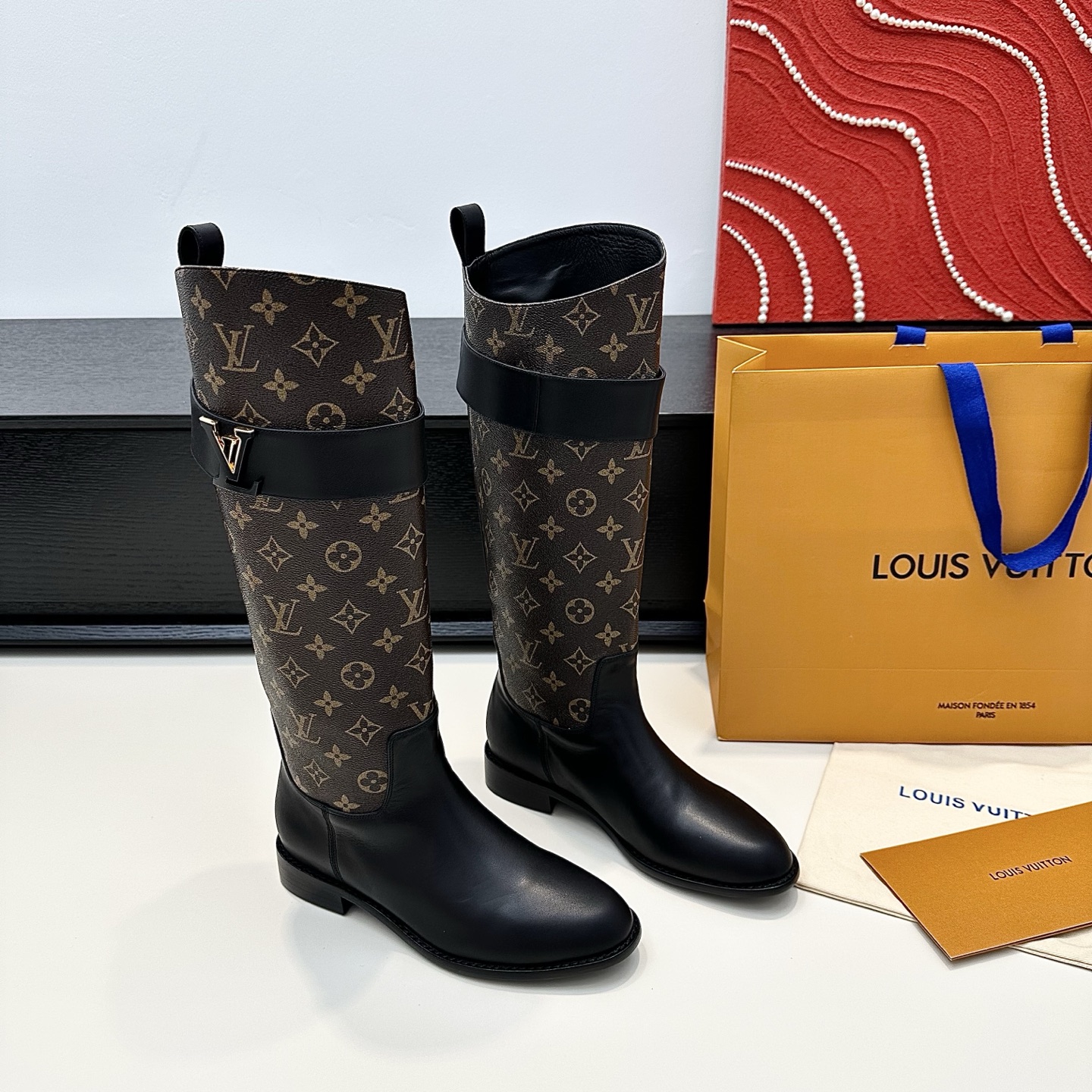 LOUIS VUITTON боты простыя модныя — палепшаная версія