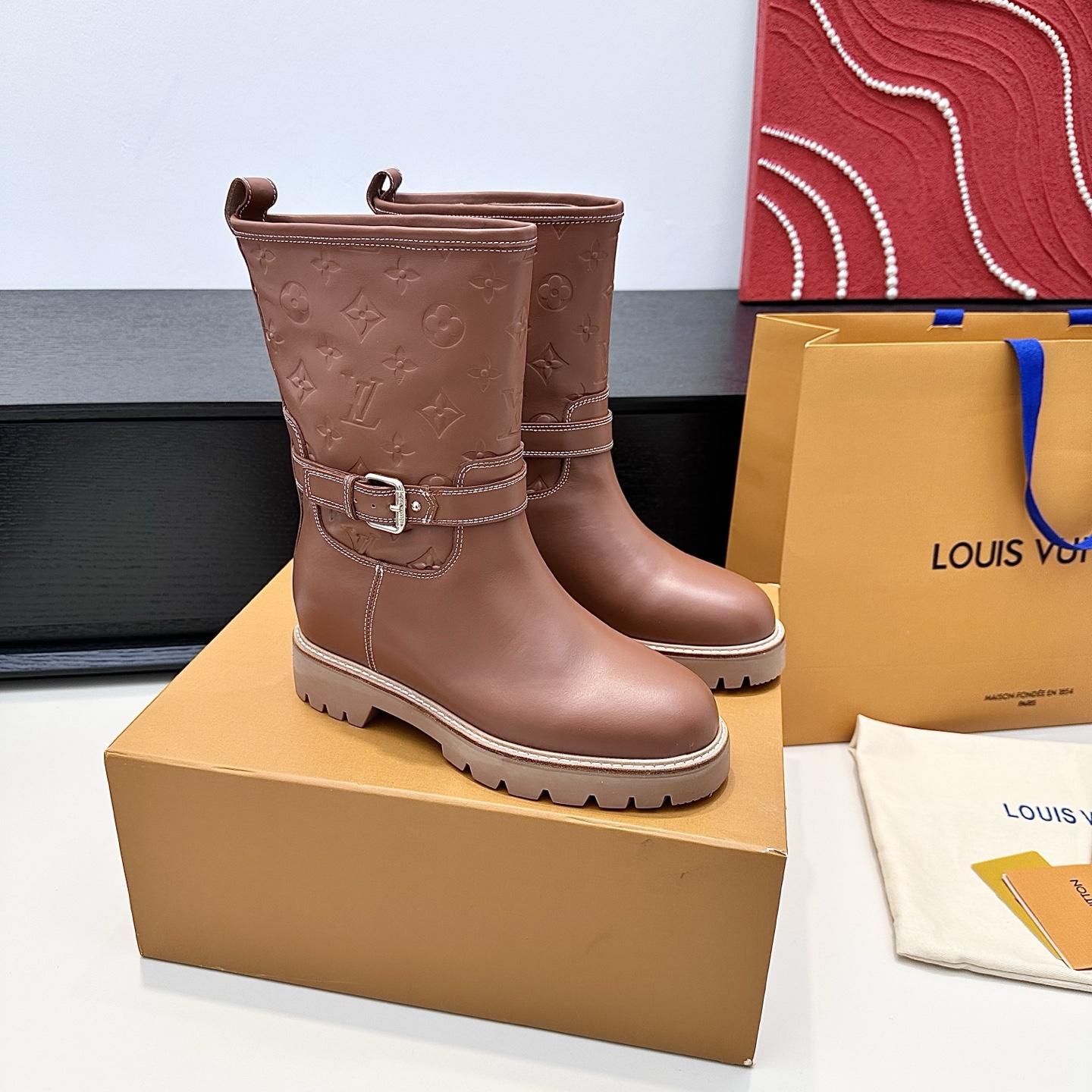 LOUIS VUITTON Boots Simple and Stylish - Premium Version