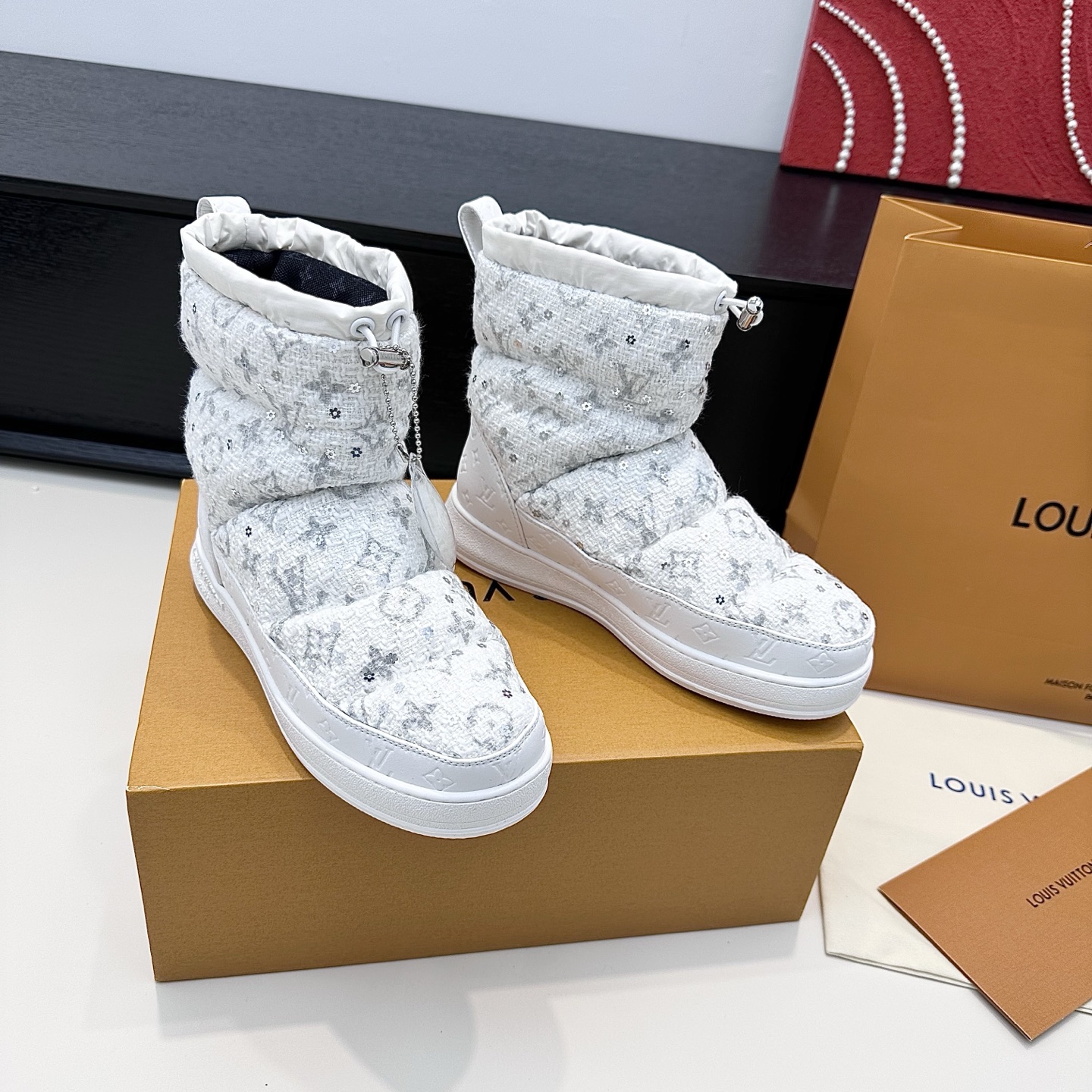 LOUIS VUITTON Boots Simple and Stylish - Premium Version