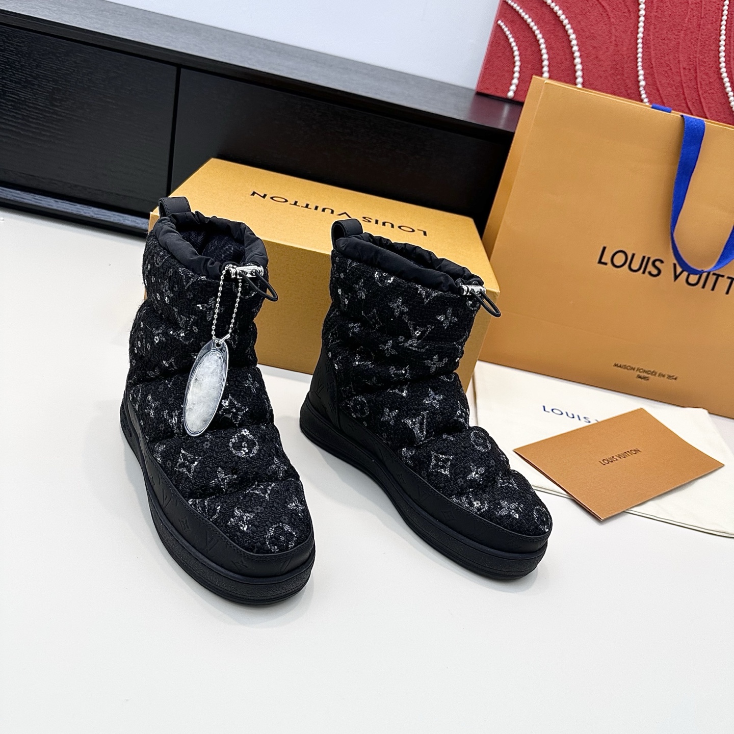 LOUIS VUITTON Boots Simple and Stylish - Premium Version