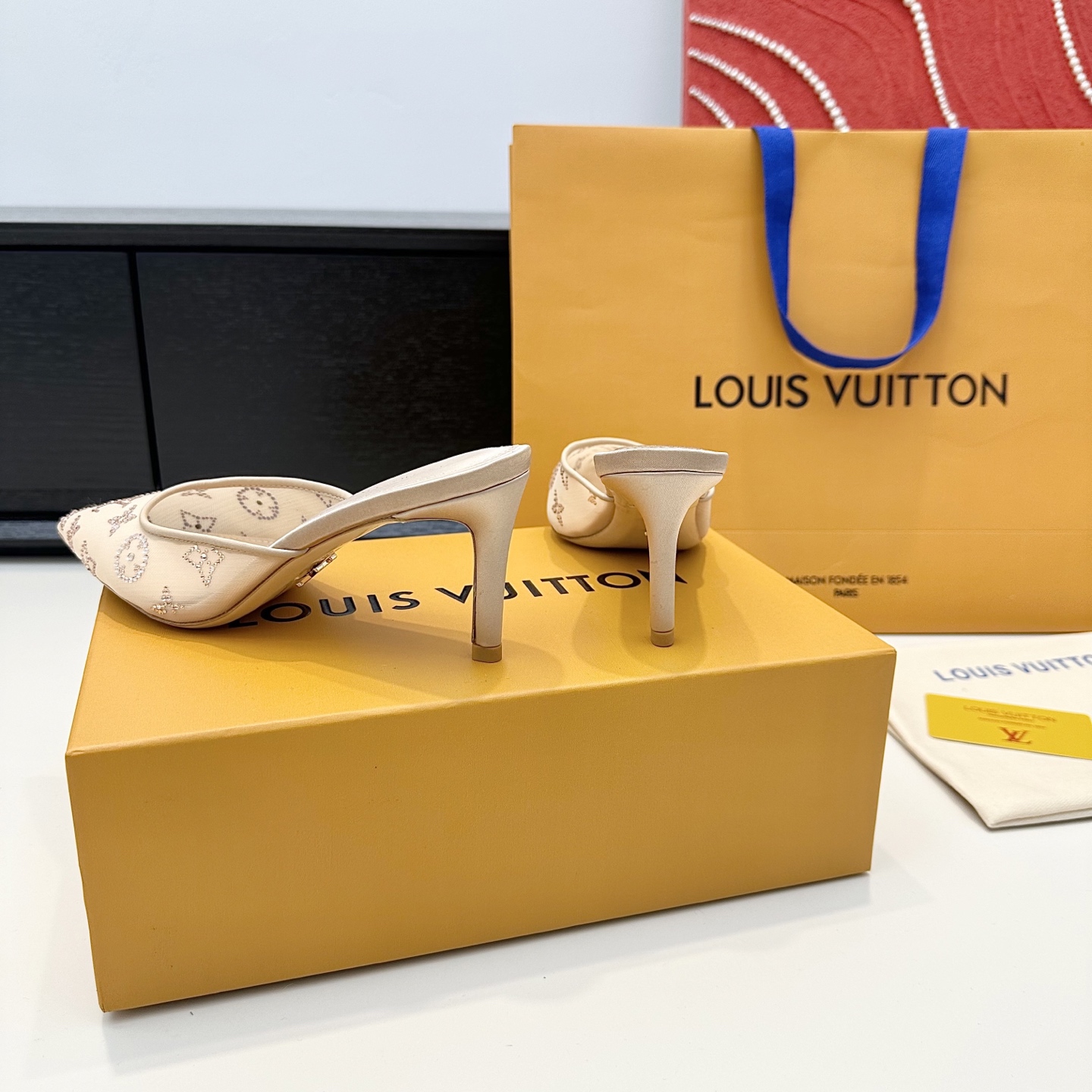 Louis Vuitton Sandals