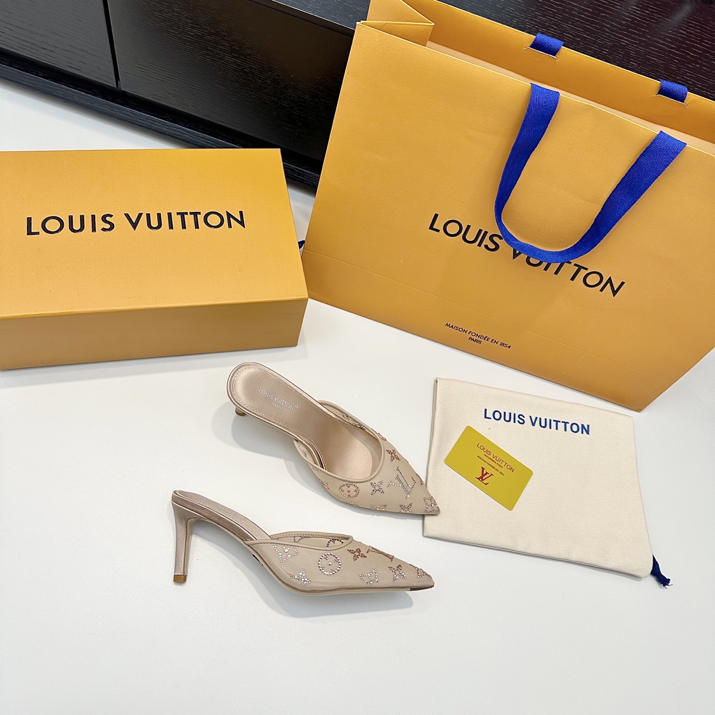Louis Vuitton Sandals