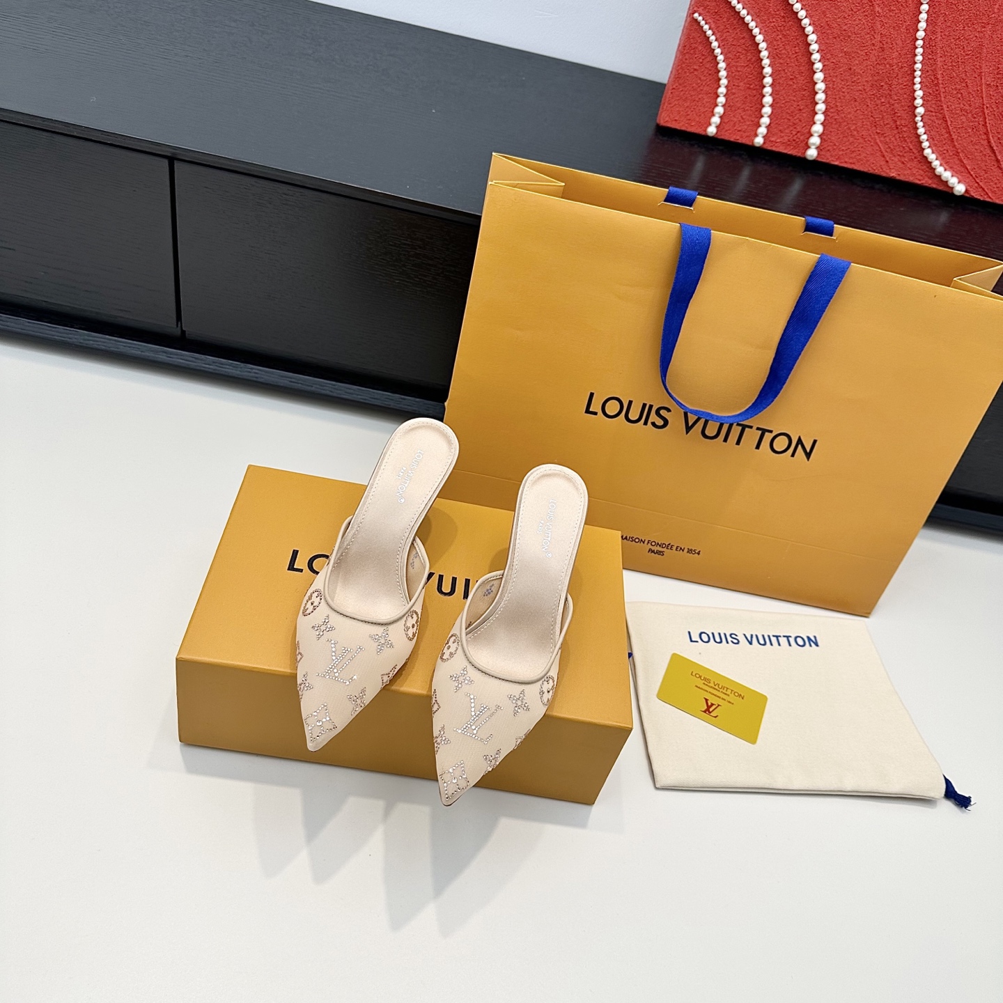 Louis Vuitton Sandals