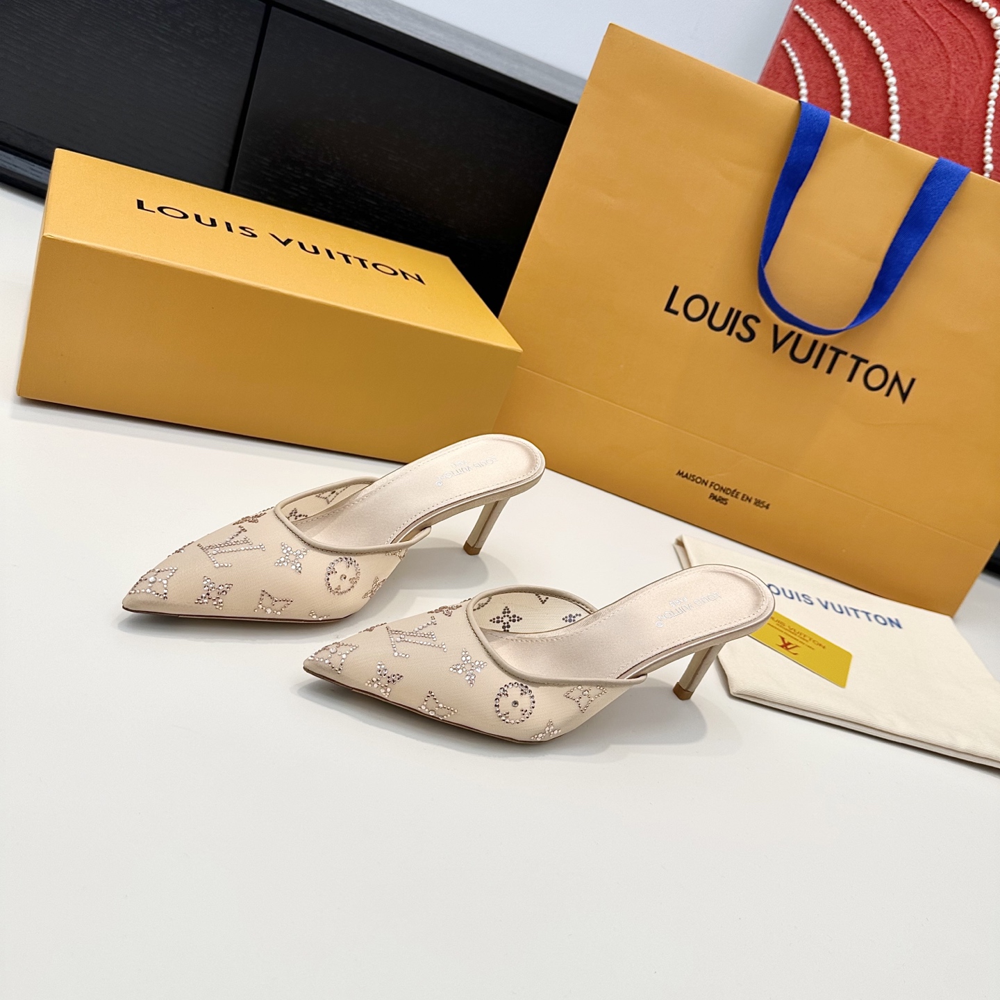 Louis Vuitton Sandals