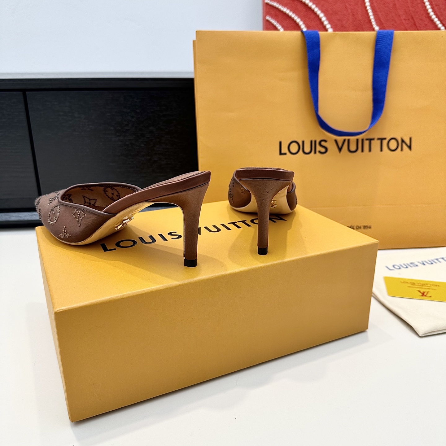 Louis Vuitton Sandals