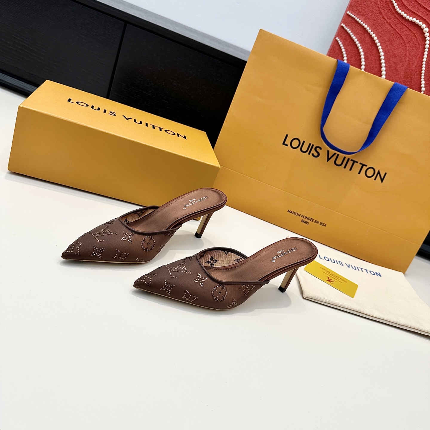 Louis Vuitton Sandals