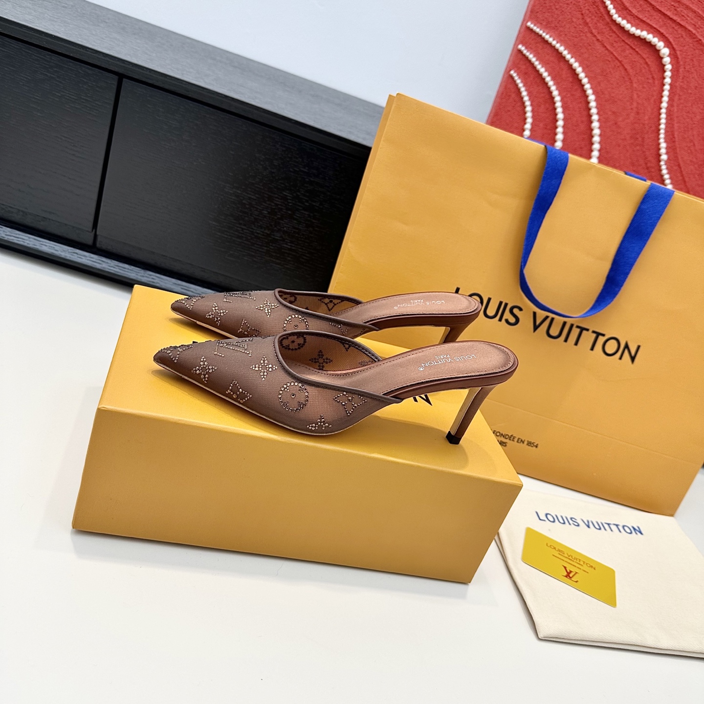 Louis Vuitton Sandals