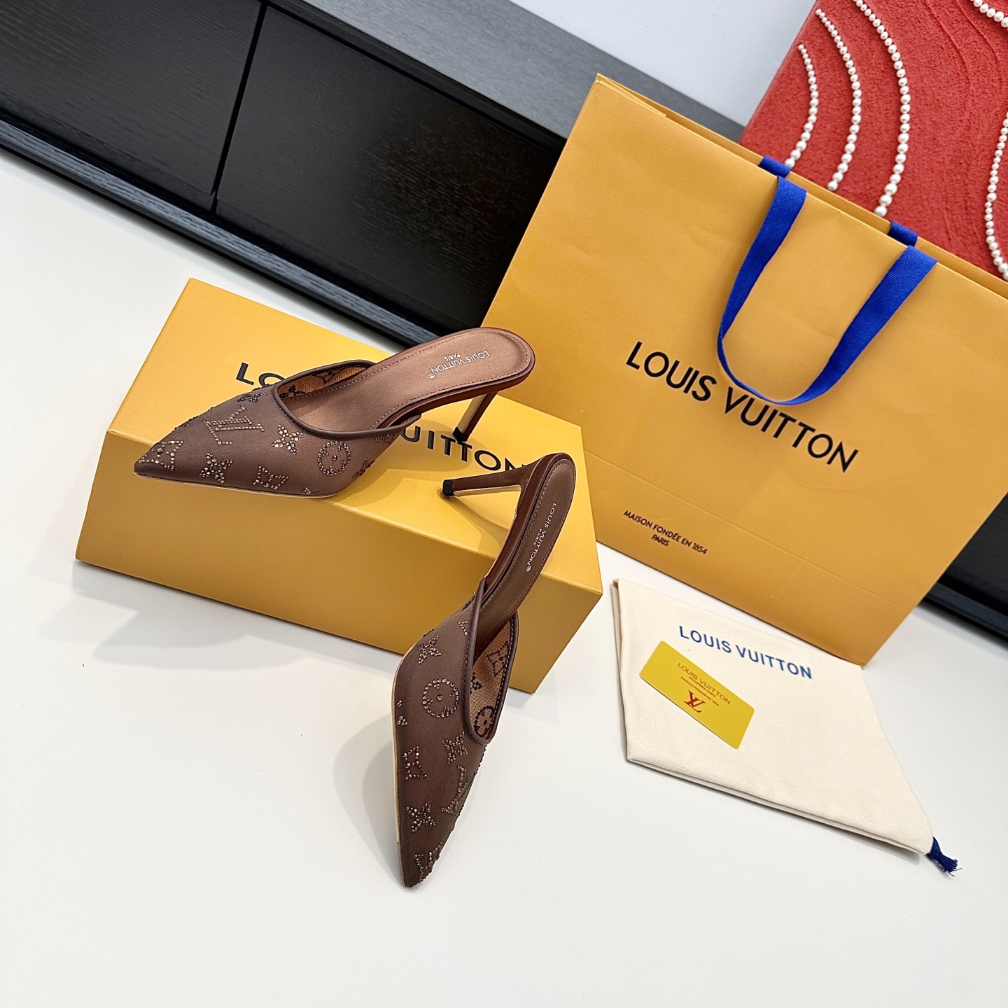 Louis Vuitton Sandals