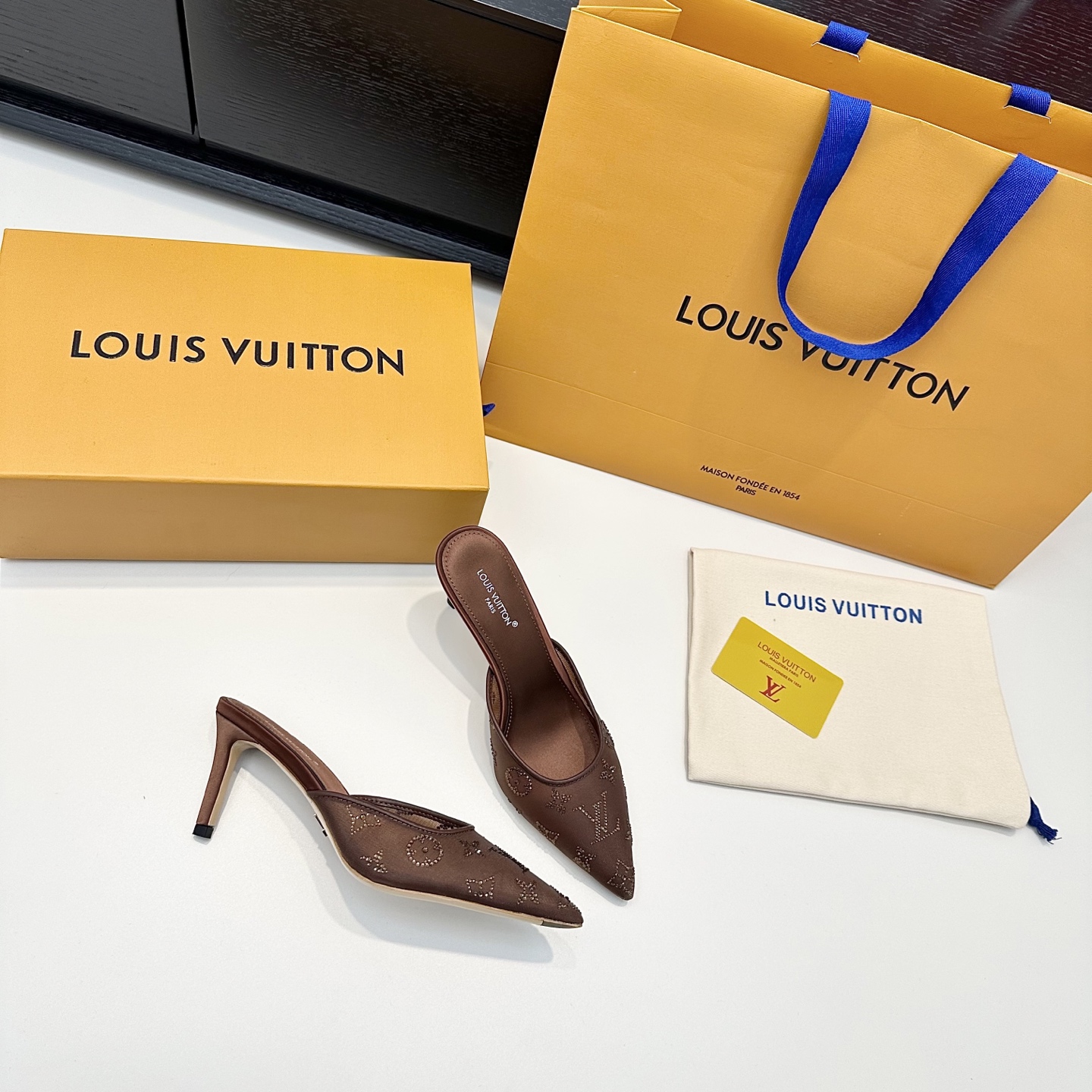 Louis Vuitton Sandals