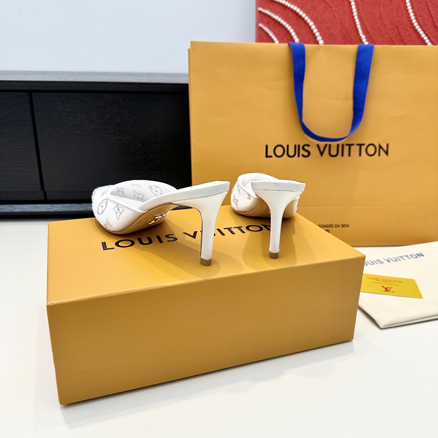 Louis Vuitton Sandals
