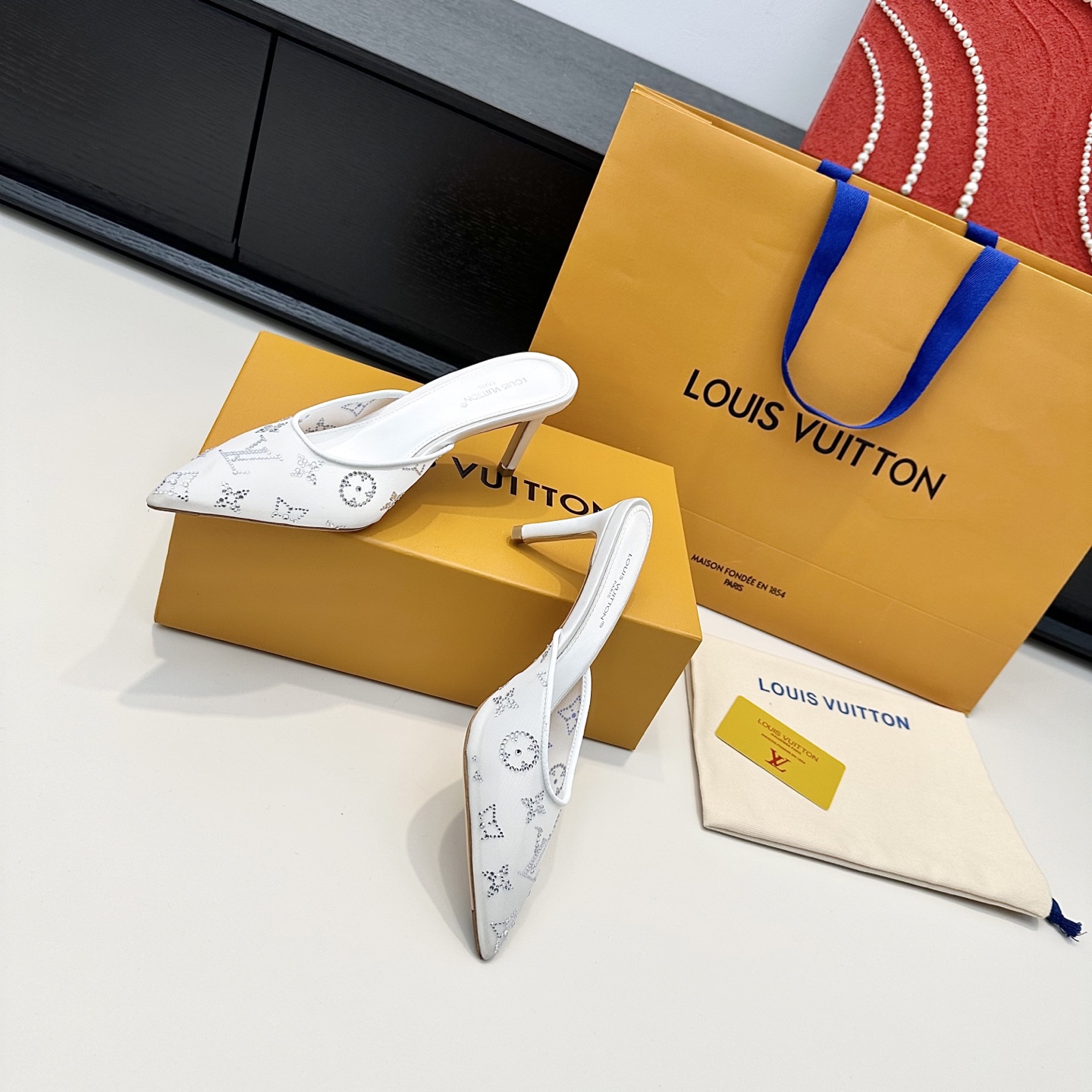 Louis Vuitton Sandals