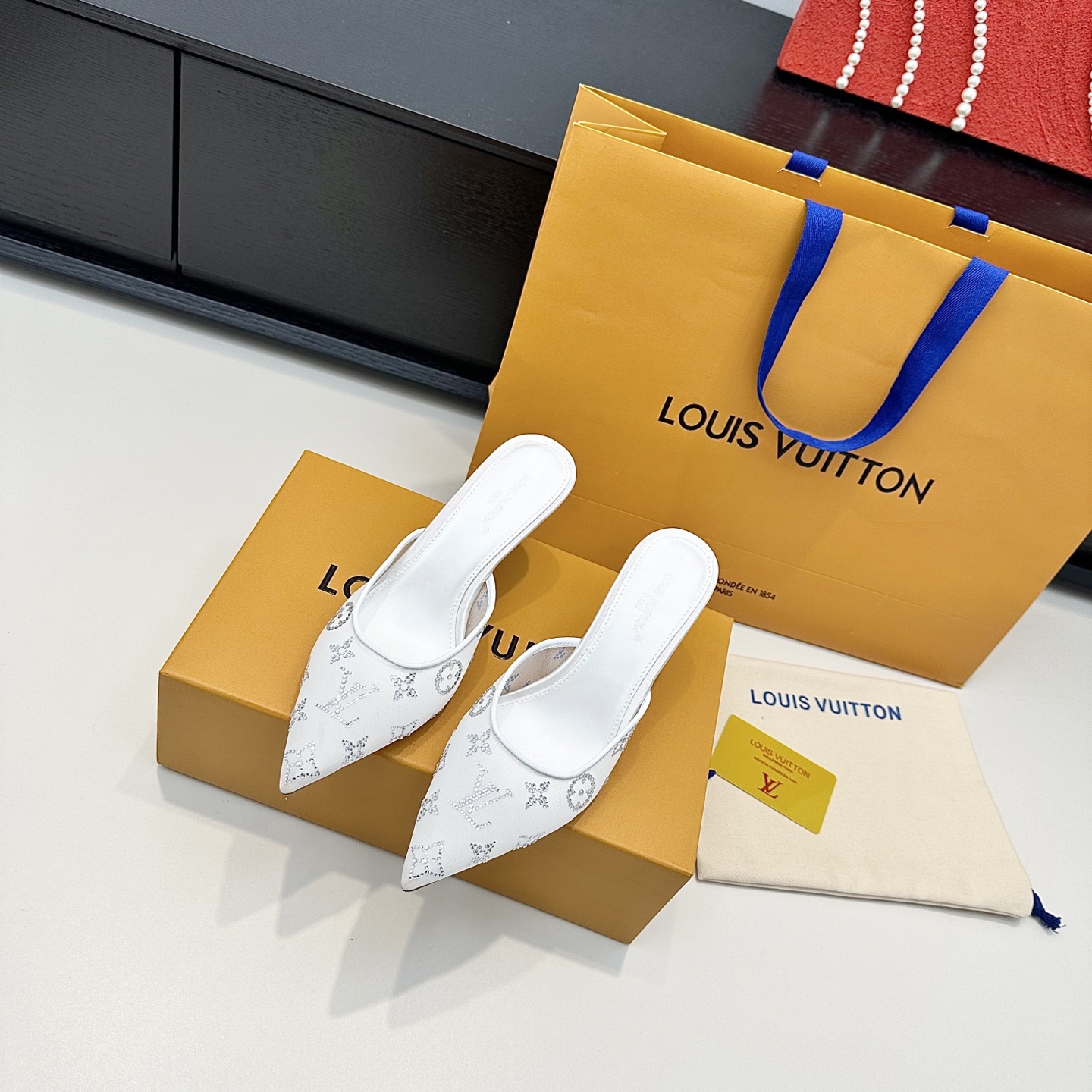 Louis Vuitton Sandals