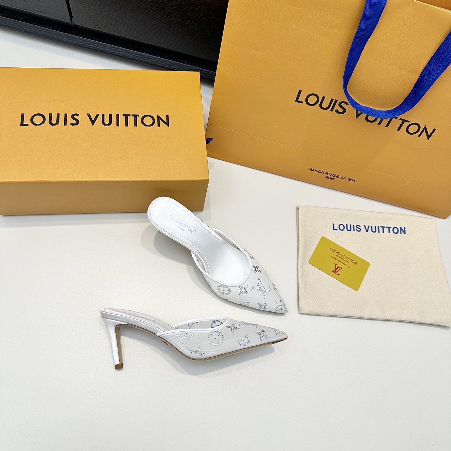 Louis Vuitton Sandals