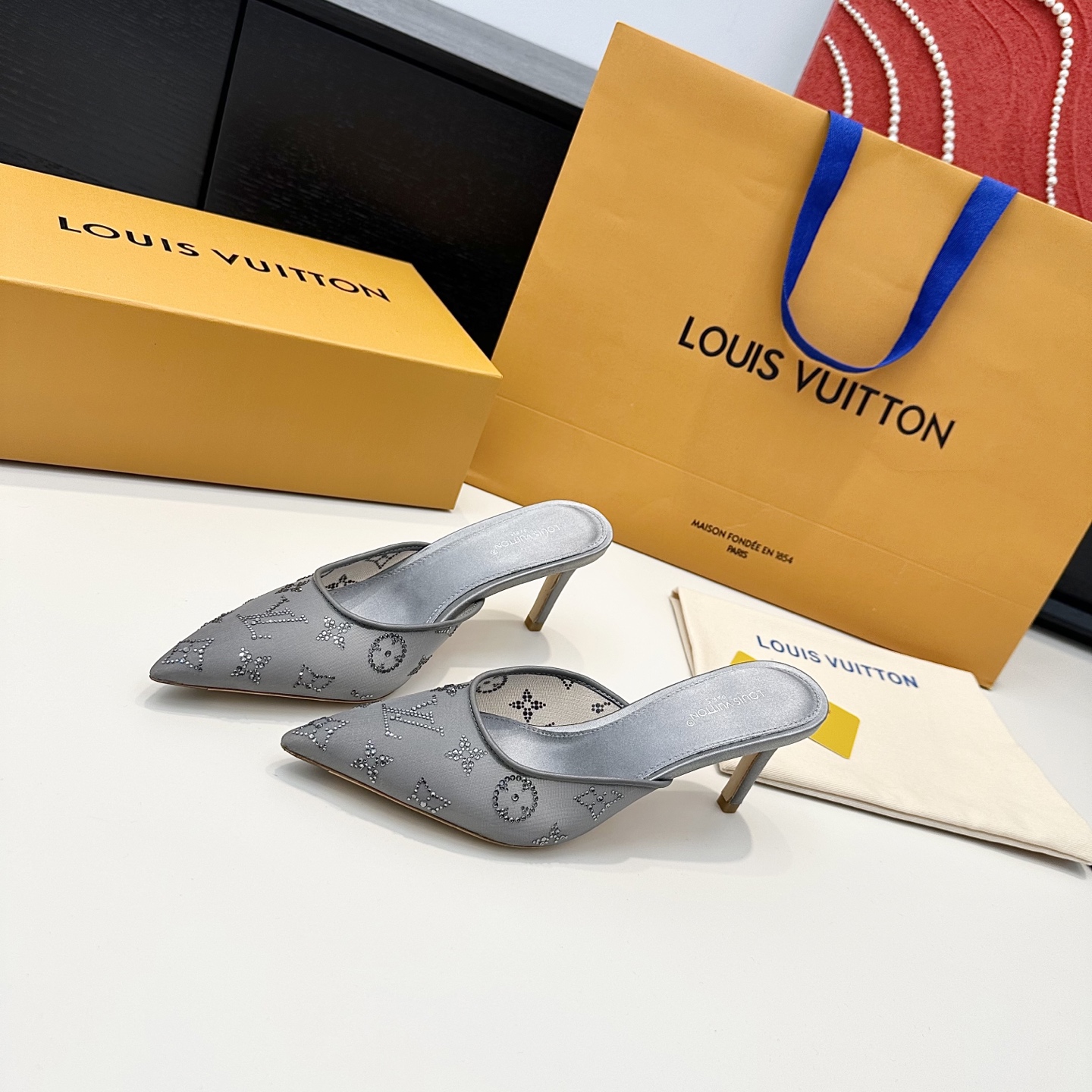 Louis Vuitton Sandals