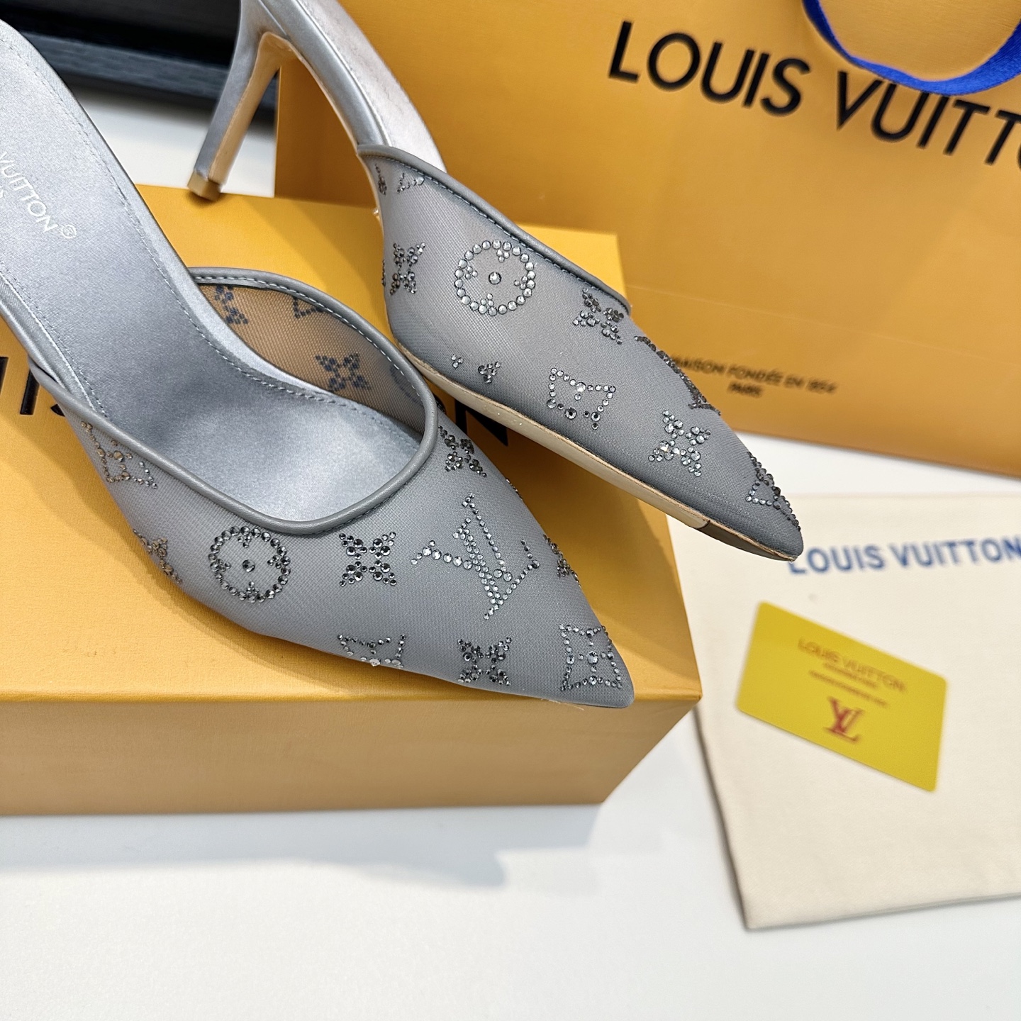 Louis Vuitton Sandals