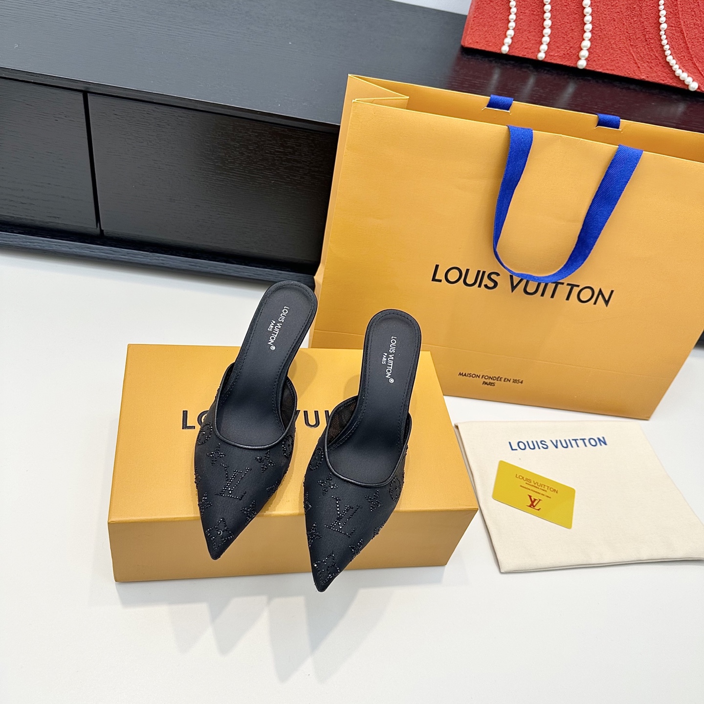 Louis Vuitton Sandals