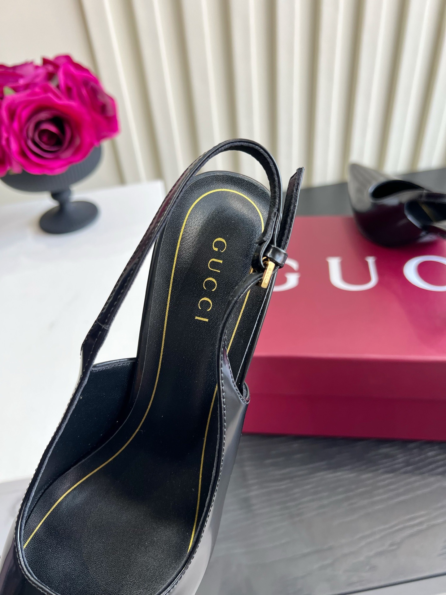 Gucci Pointed Bamboo Heel Slingback Pumps